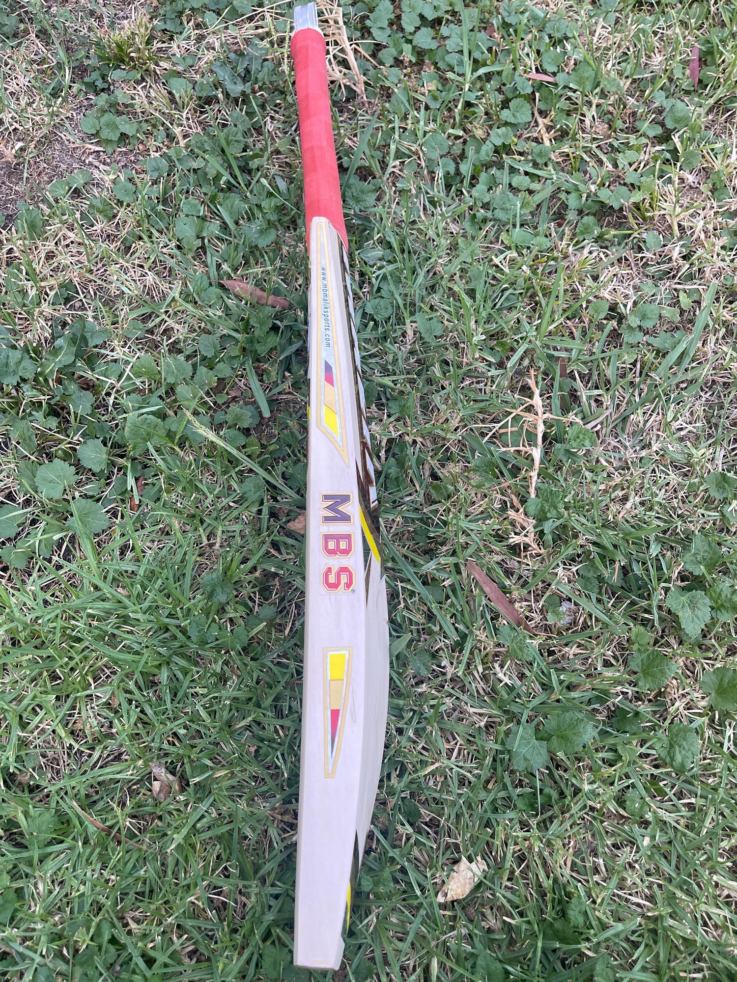 MALIK MBS PRO EDITION ENGLISH WILLOW CRICKET BAT-7 GRAINS-1217g