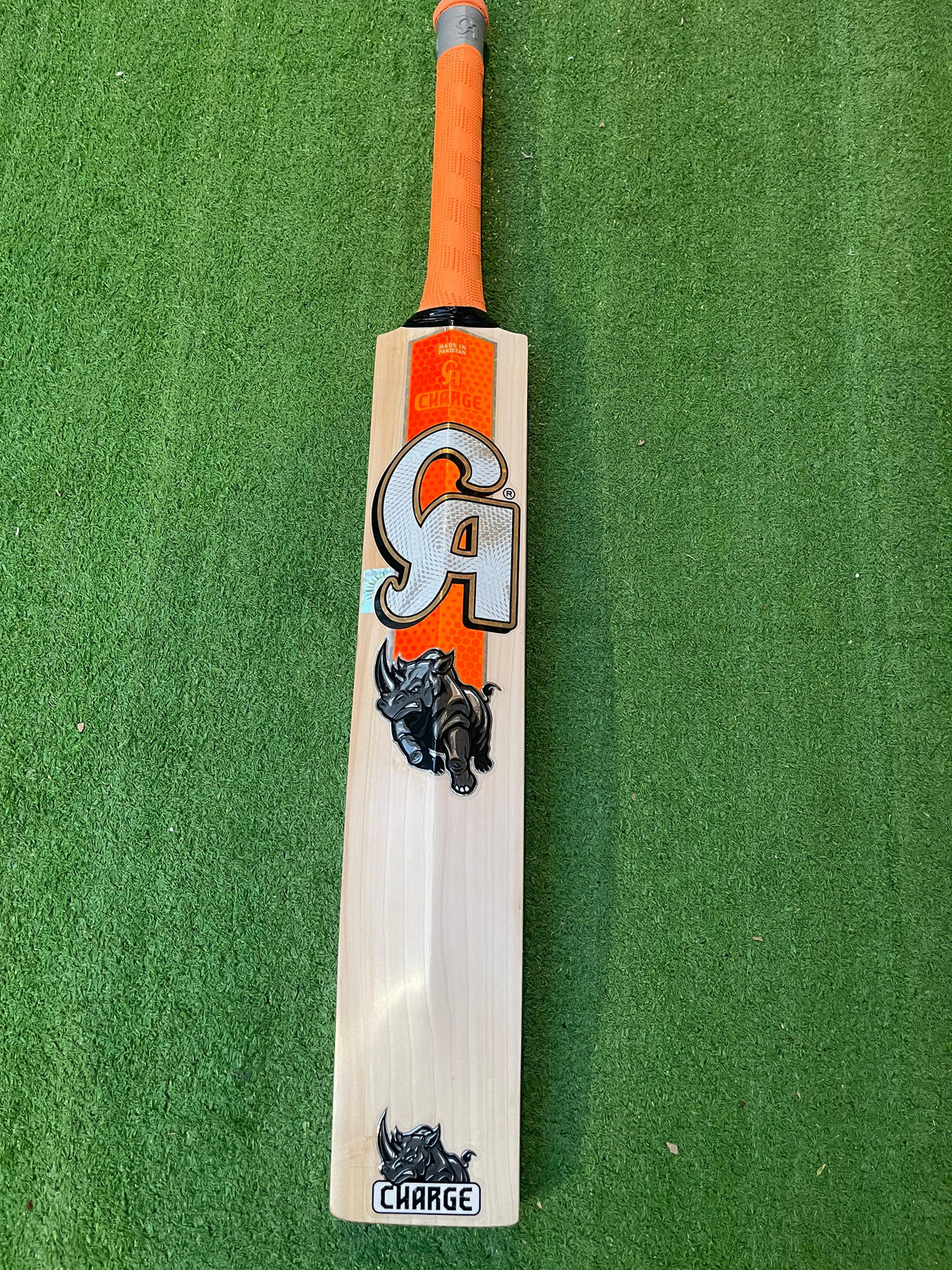 CA CHARGE English Willow Cricket Bat - 9 Grains-1208g