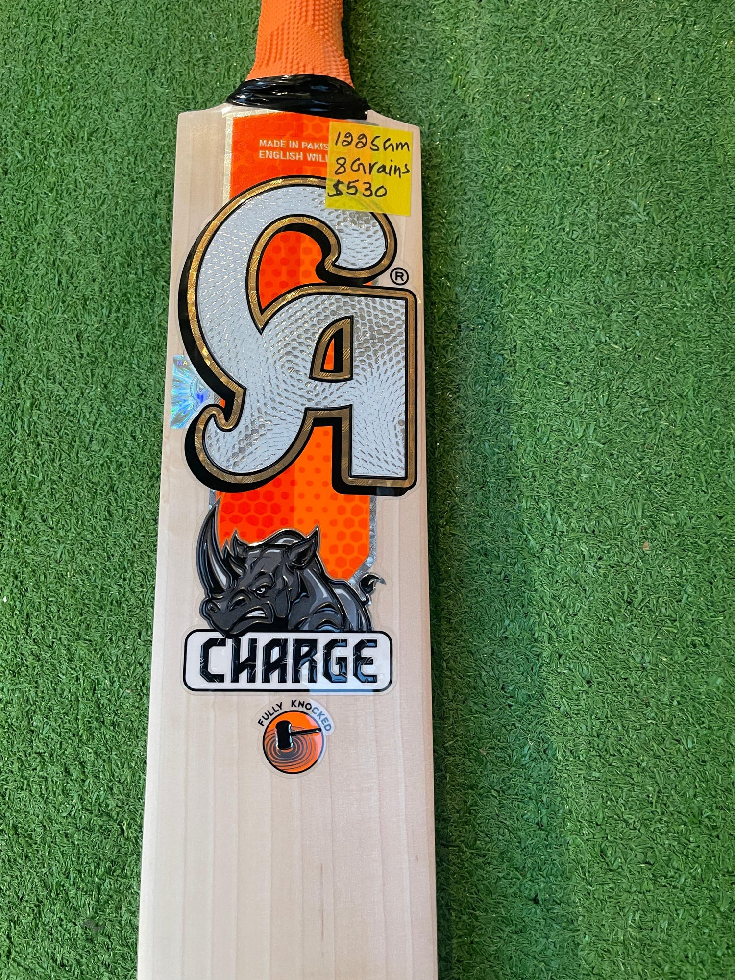 CA CHARGE English Willow Cricket Bat - 8 Grains-1225g