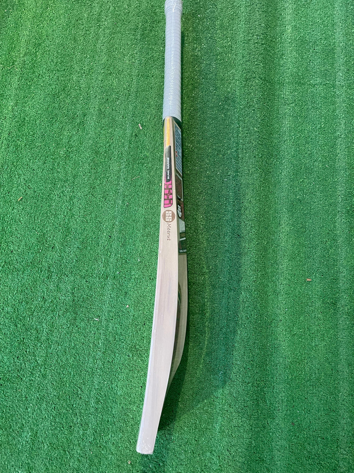 SS Gama Players English willow Cricket Bat - 7 Grains - 1170g