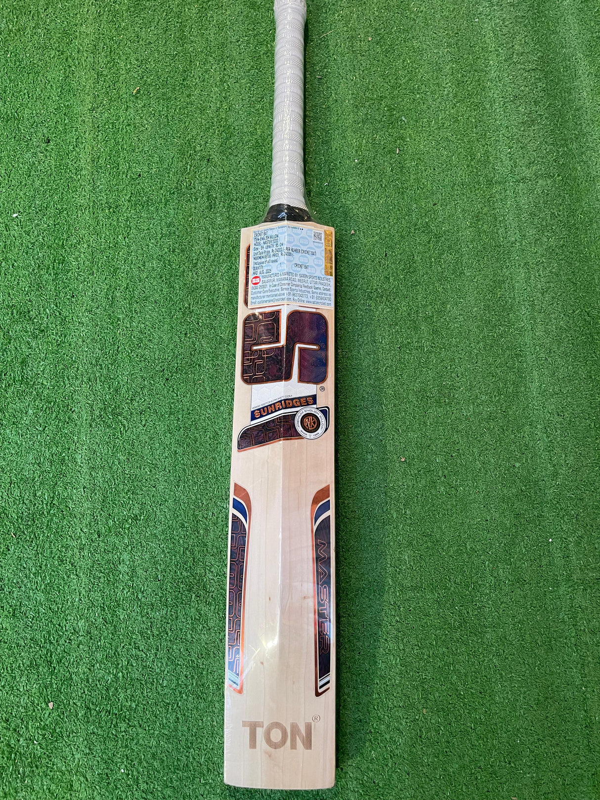 SS Master 5000 English willow Cricket Bat - 6 Grains - 1200g