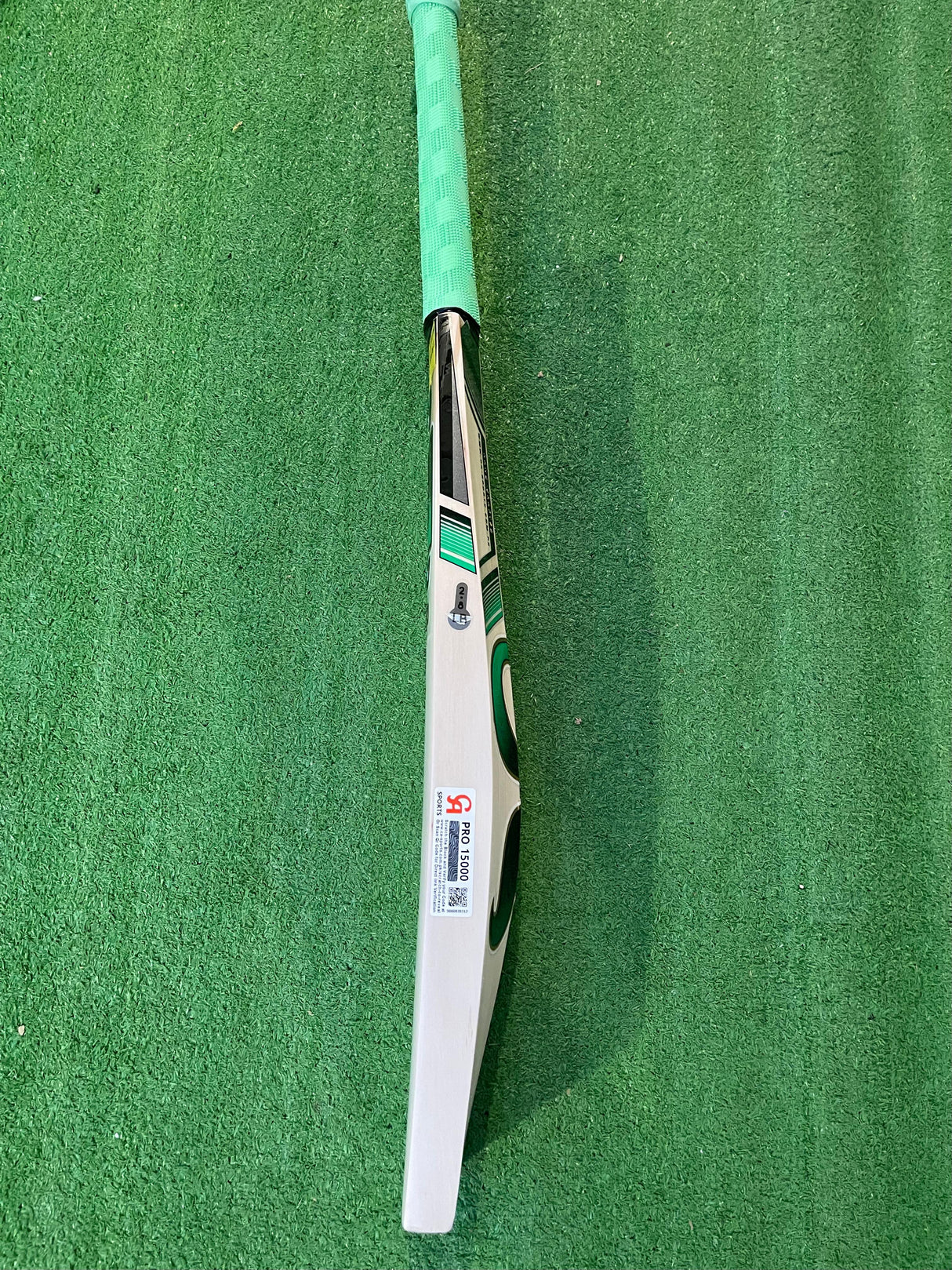 CA PRO 15000 English Willow Cricket Bat-6 Grains-1200g