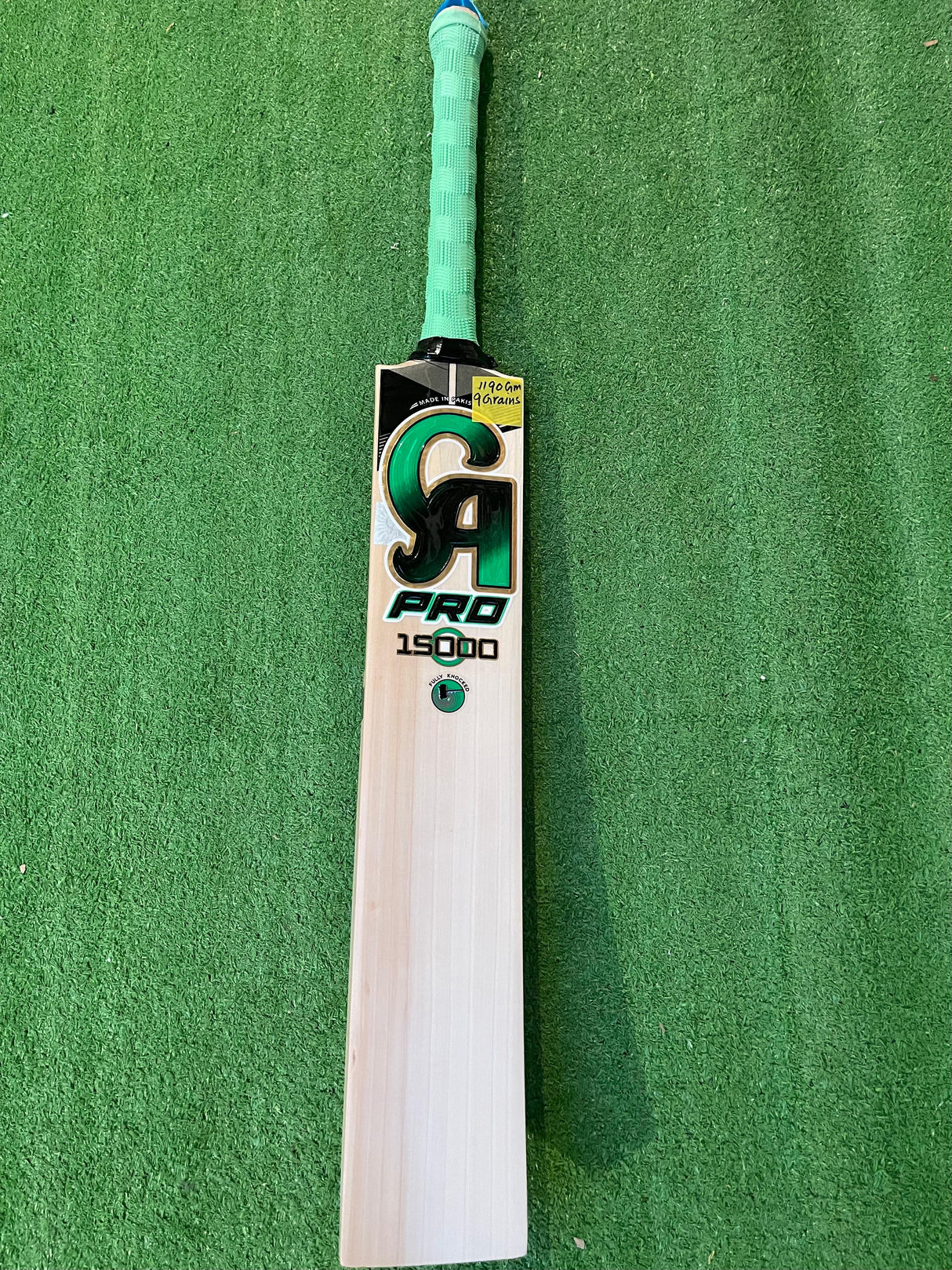 CA PRO 15000 English Willow Cricket Bat-9 Grains-1190g