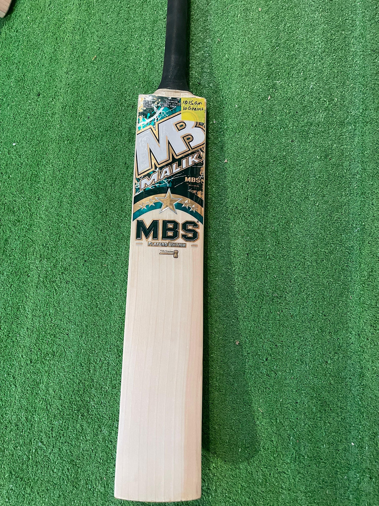 MB MALIK PLAYERS EDITION ENGLISH WILLOW CRICKET BAT -1215g-10 Grains
