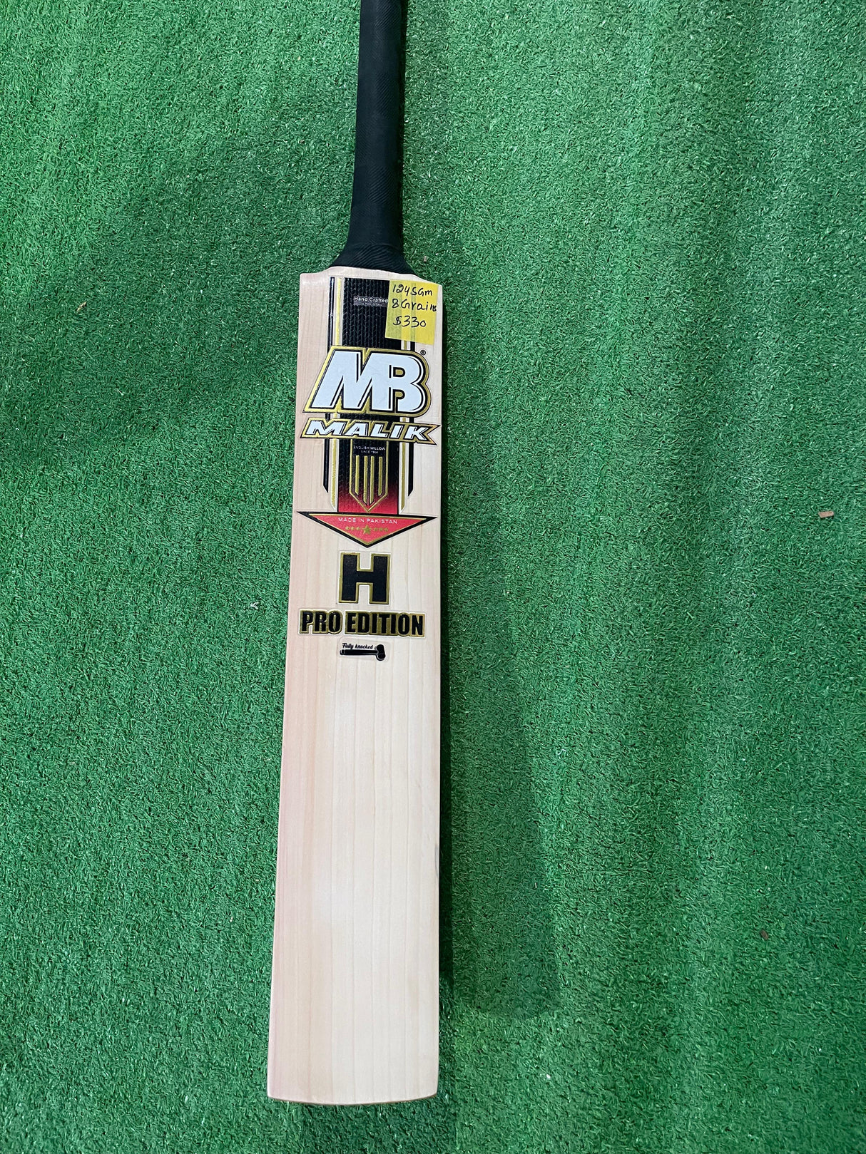 MB MALIK H PRO EDITION ENGLISH WILLOW CRICKET BAT-8 GRAINS-1245g