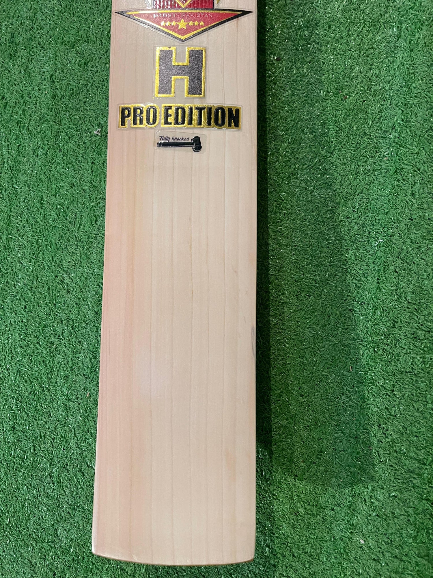 MB MALIK H PRO EDITION ENGLISH WILLOW CRICKET BAT-8 GRAINS-1245g