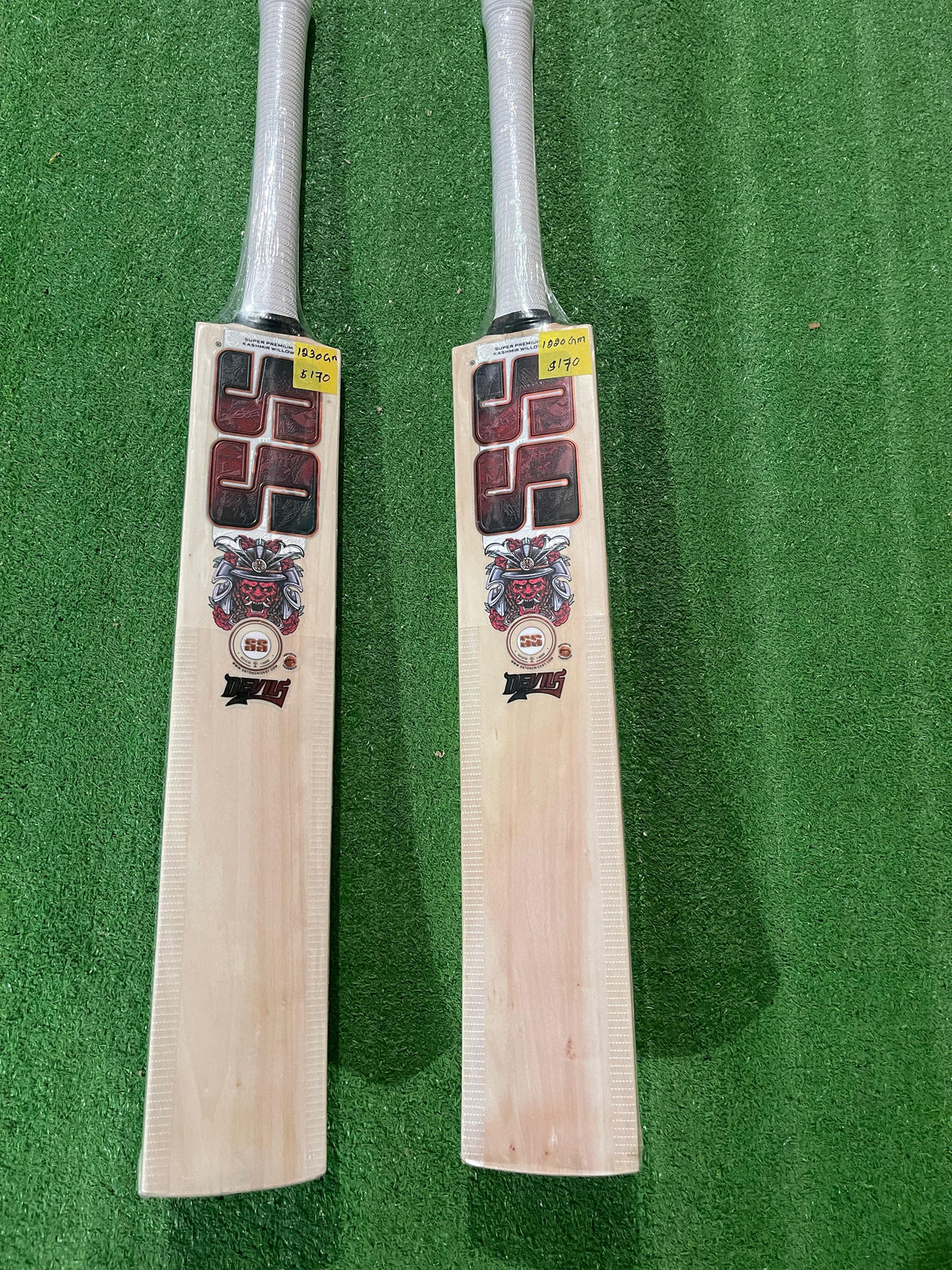 SS DEVILS Super Premium Kashmir willow Cricket Bats - 1230g & 1220g