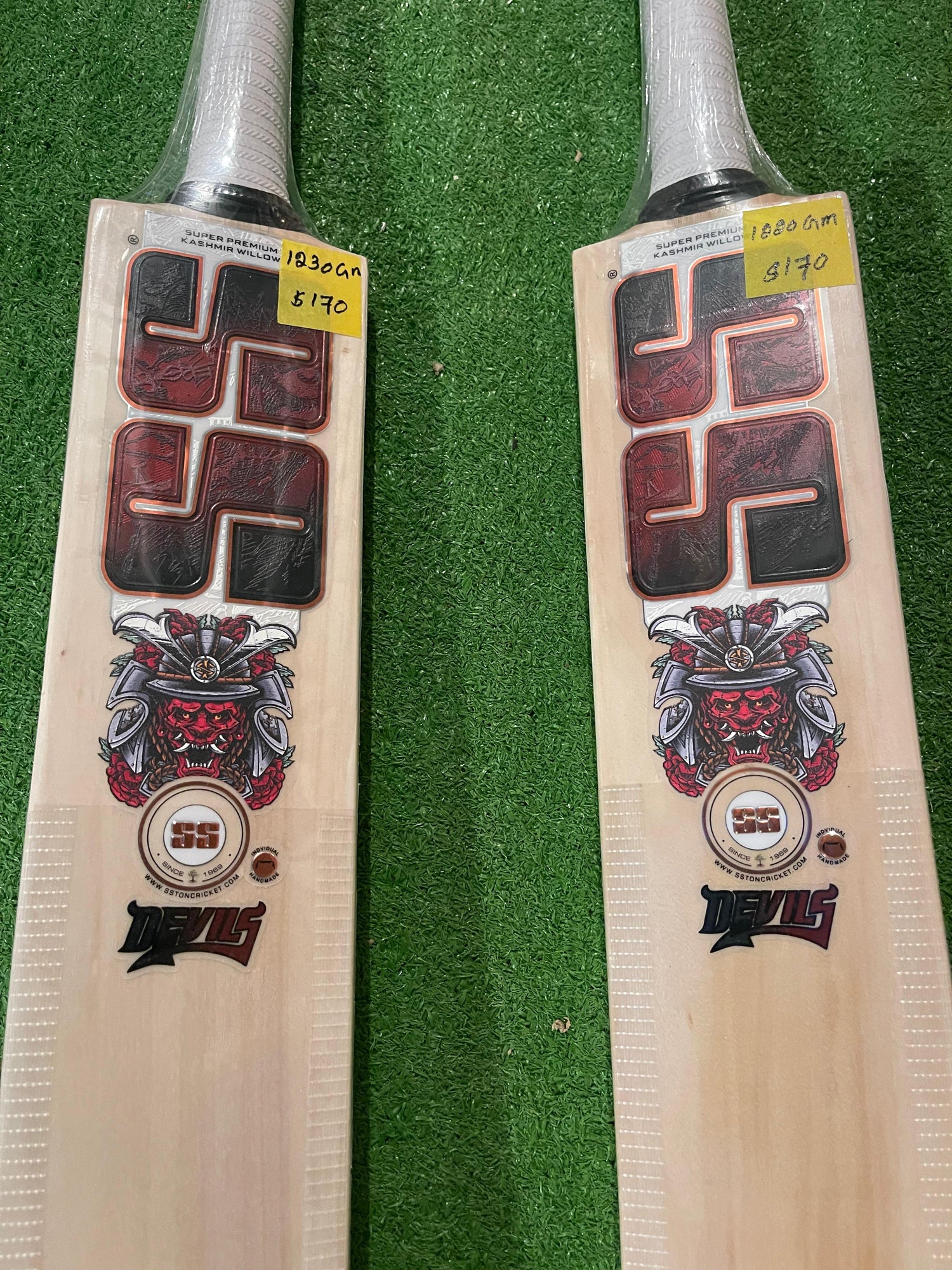 SS DEVILS Super Premium Kashmir willow Cricket Bats - 1230g & 1220g