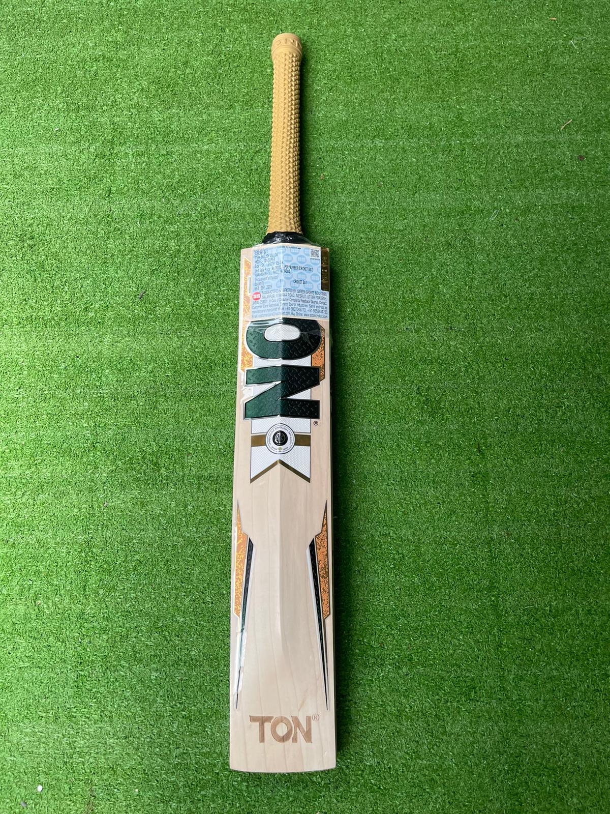 TON Super Edition | English willow Cricket Bat - 6 Grains- 1175