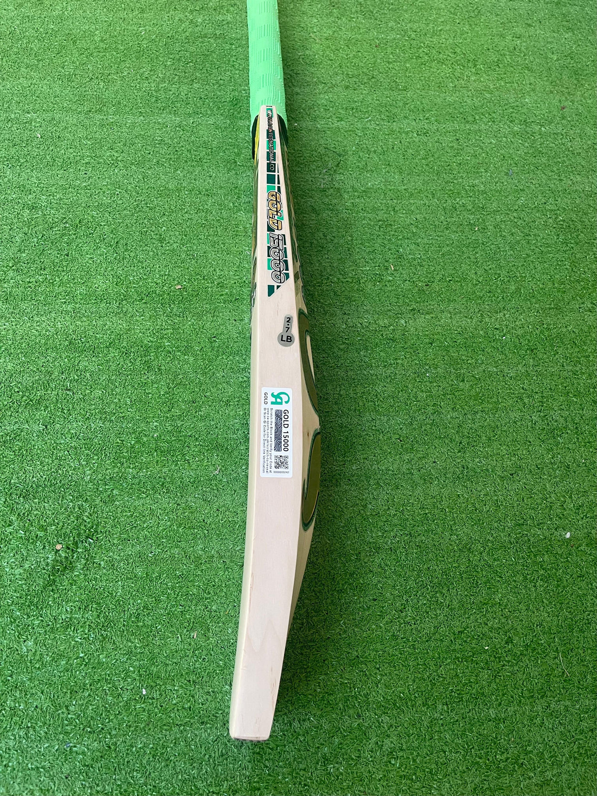 CA Gold 15000 Cricket Bat- English Willow-6 Grains-1165g