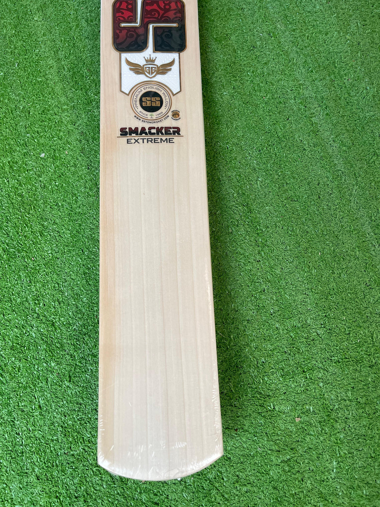 SS SMACKER EXTREME Premium English willow Cricket Bat - 7 Grains - 1180g