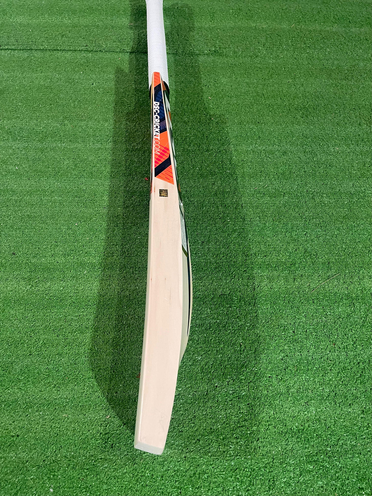 DSC KRUNCH 3.0 Supreme English willow Cricket Bat - 9 Grains - 1195G