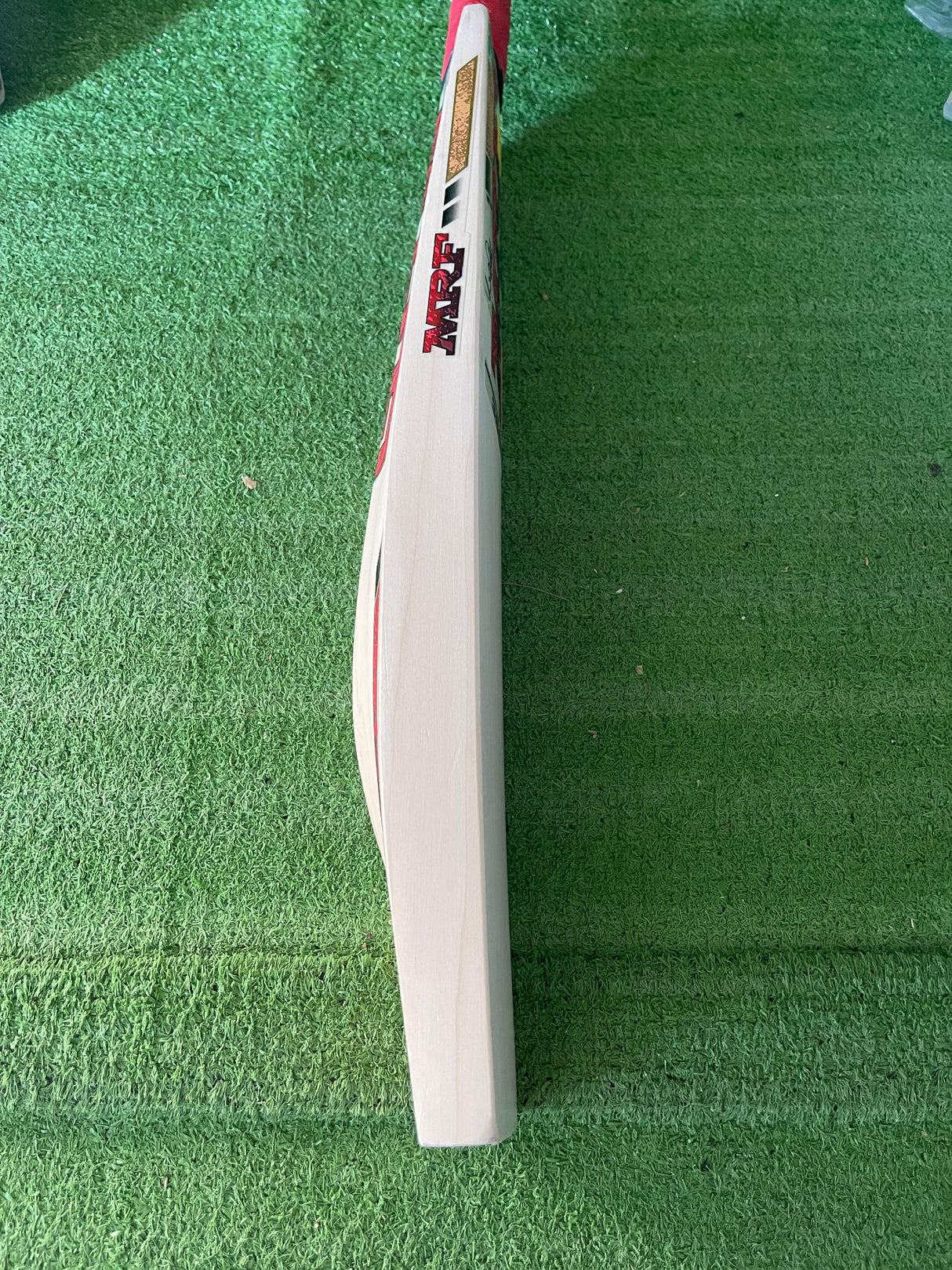 MRF Genius 360 Edition English Willow Cricket Bat - 7 Grains / 1180g