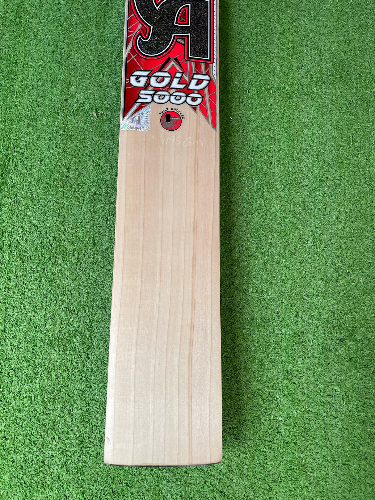 CA Gold 5000 English Willow Cricket Bat-8 Grains 1195