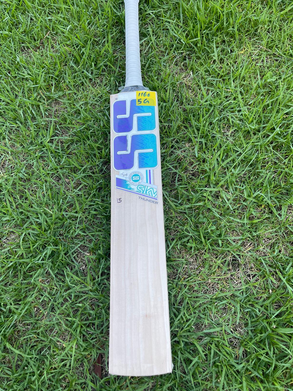 SS SKY Thunder English Willow Cricket Bat - 1160g / 5 Grains
