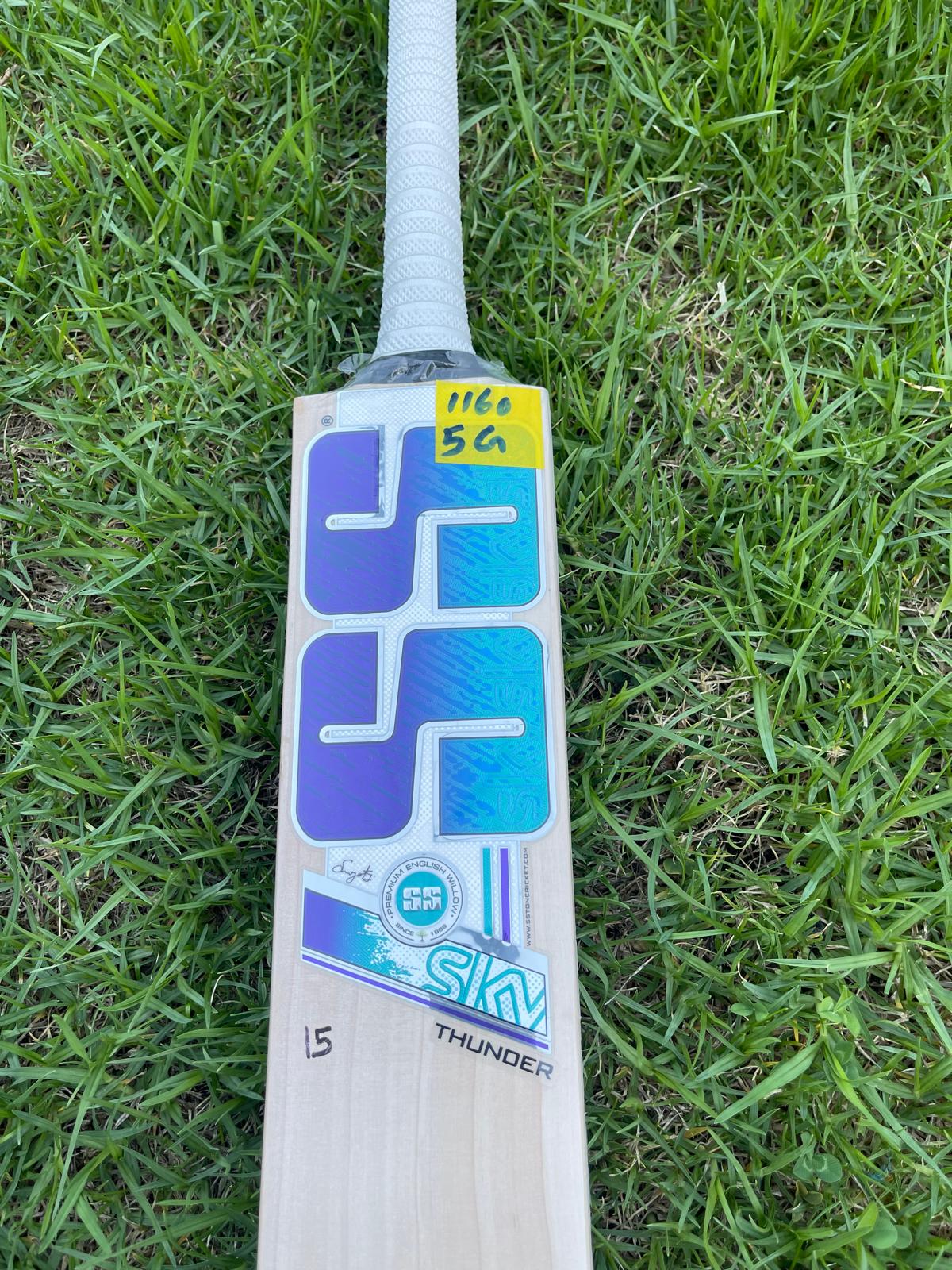 SS SKY Thunder English Willow Cricket Bat - 1160g / 5 Grains