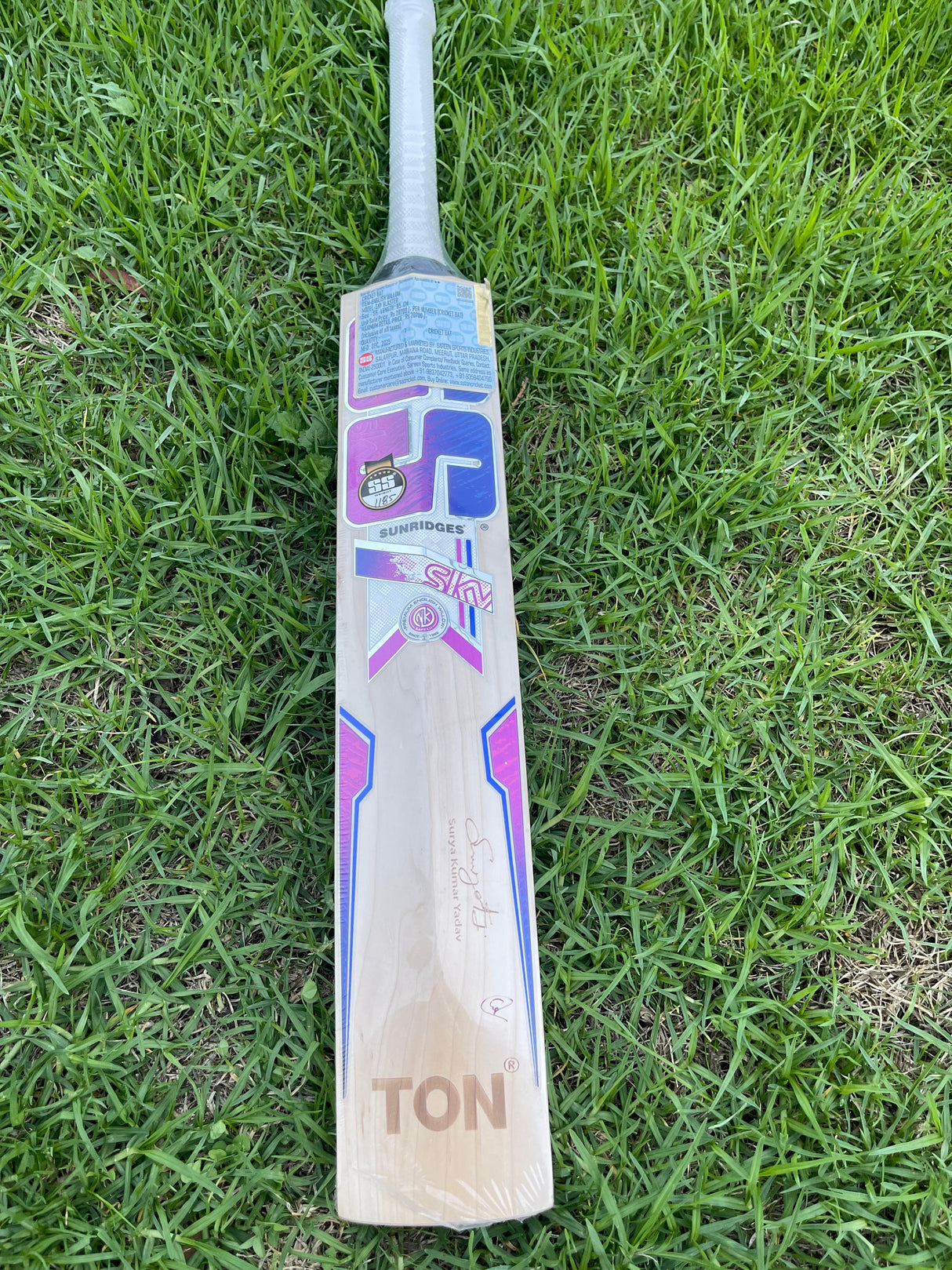 SS SKY Blaster Premium English willow Cricket Bat - 1175g - 7 Grains