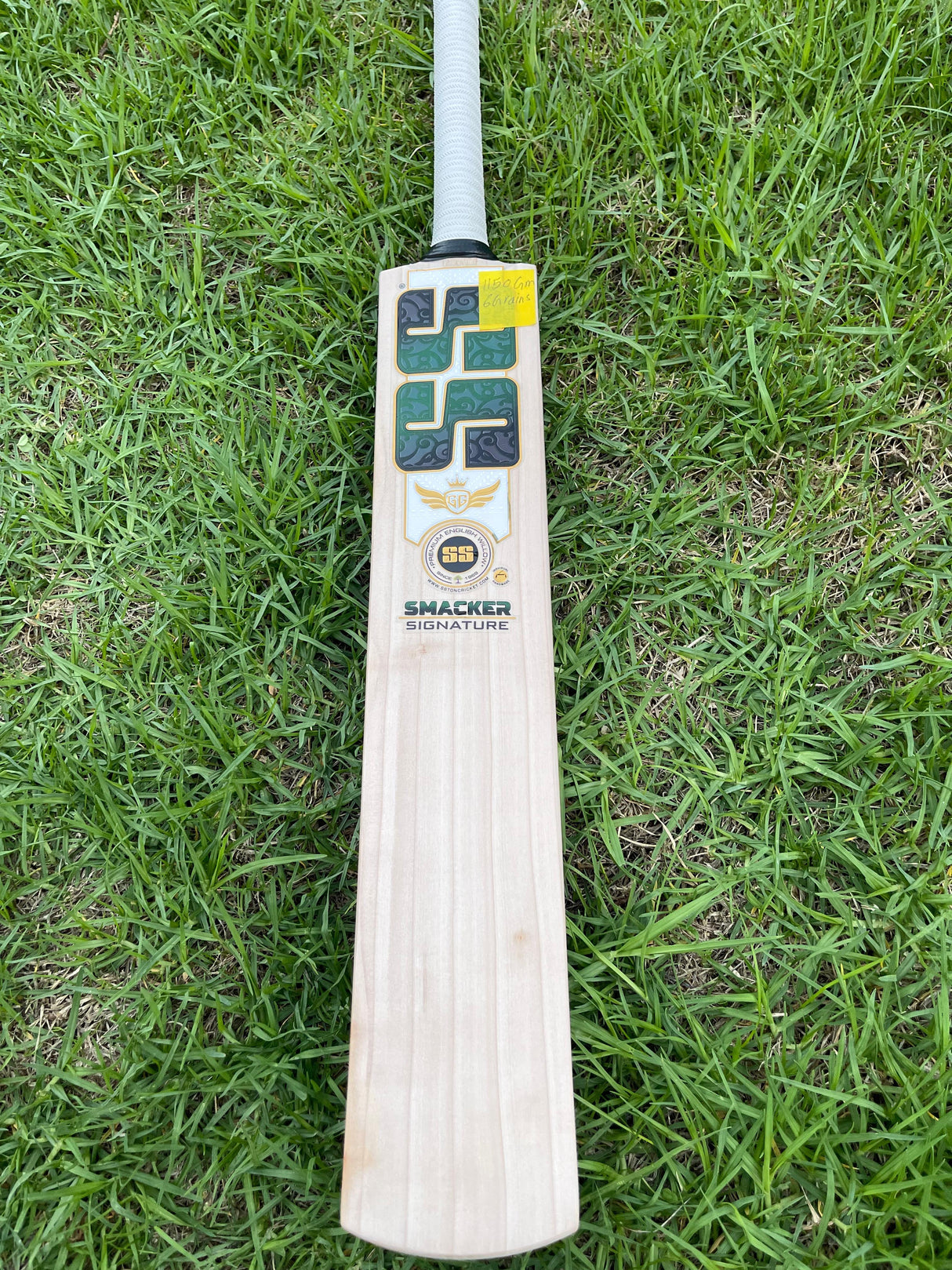 SS Smacker Signature Premium English willow Cricket Bat - 6 Grains - 1150g