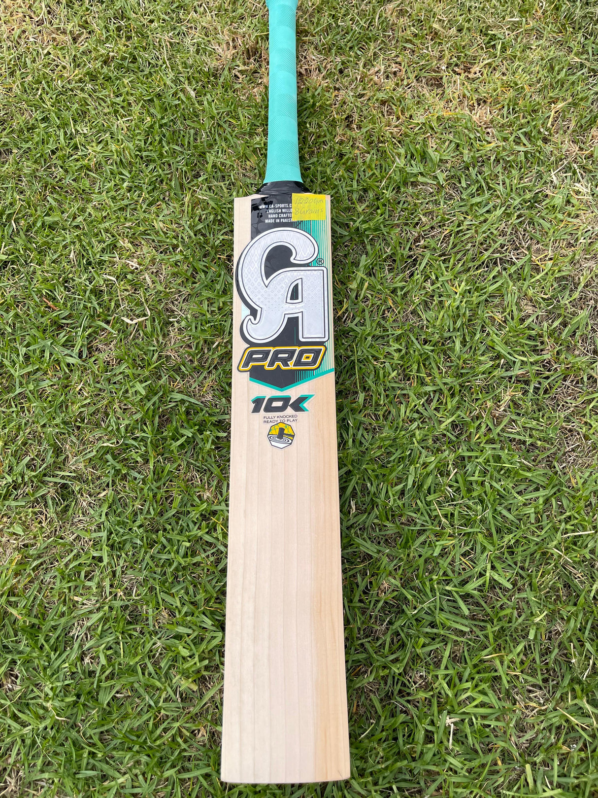 CA Pro 10k English Willow Cricket Bat - 8 Grains-1220g - 2.7 lb