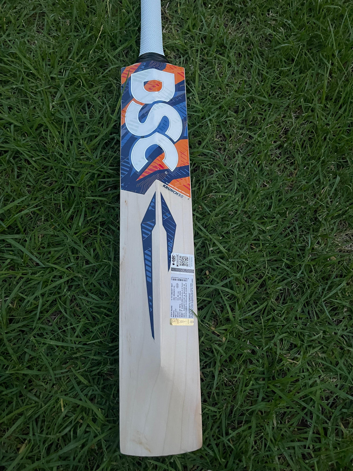 DSC KRUNCH 9.0 Supreme English willow Cricket Bat - 6 Grains - 1160g