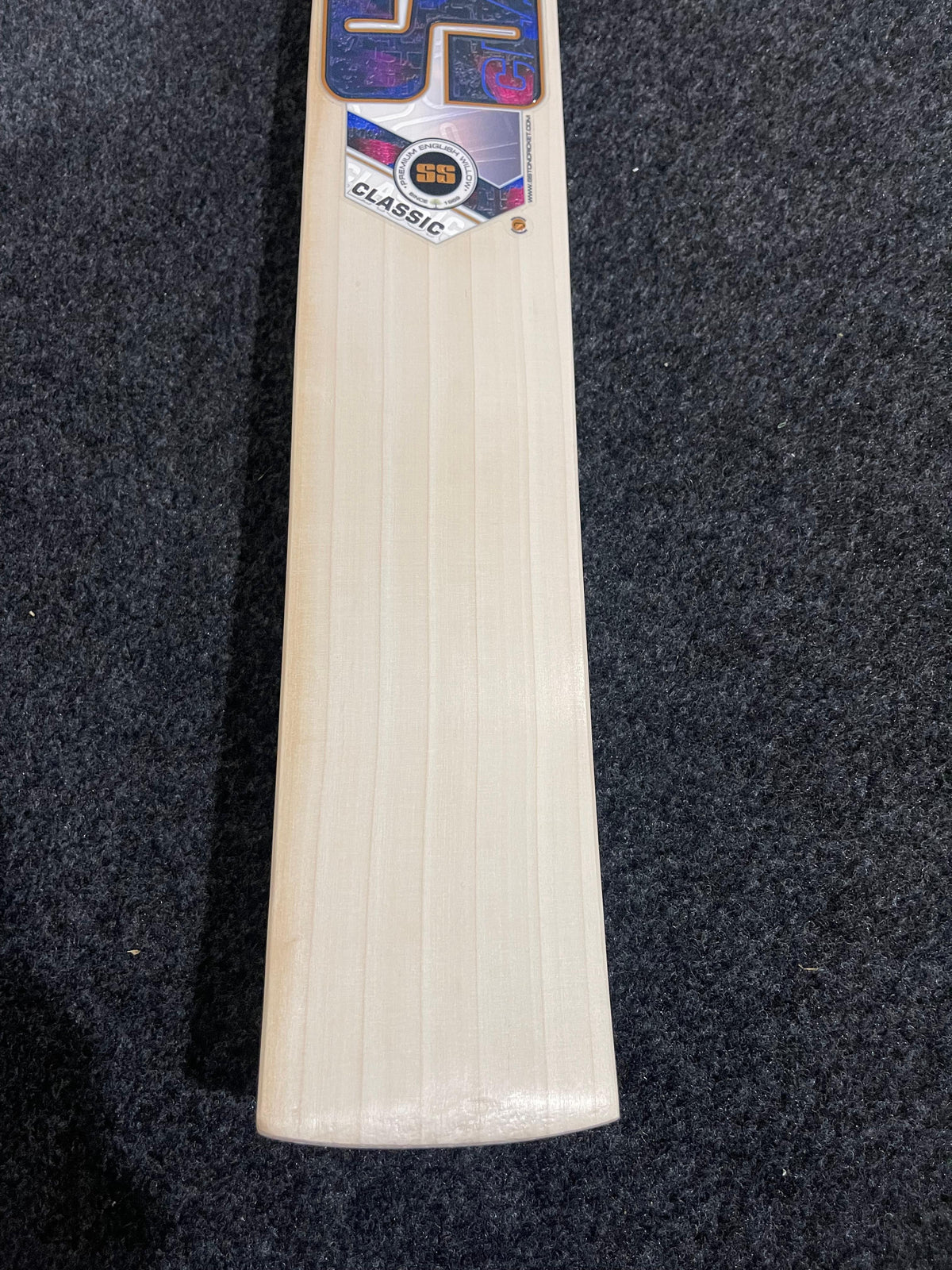 SS Classic English willow Cricket Bat - 1195G