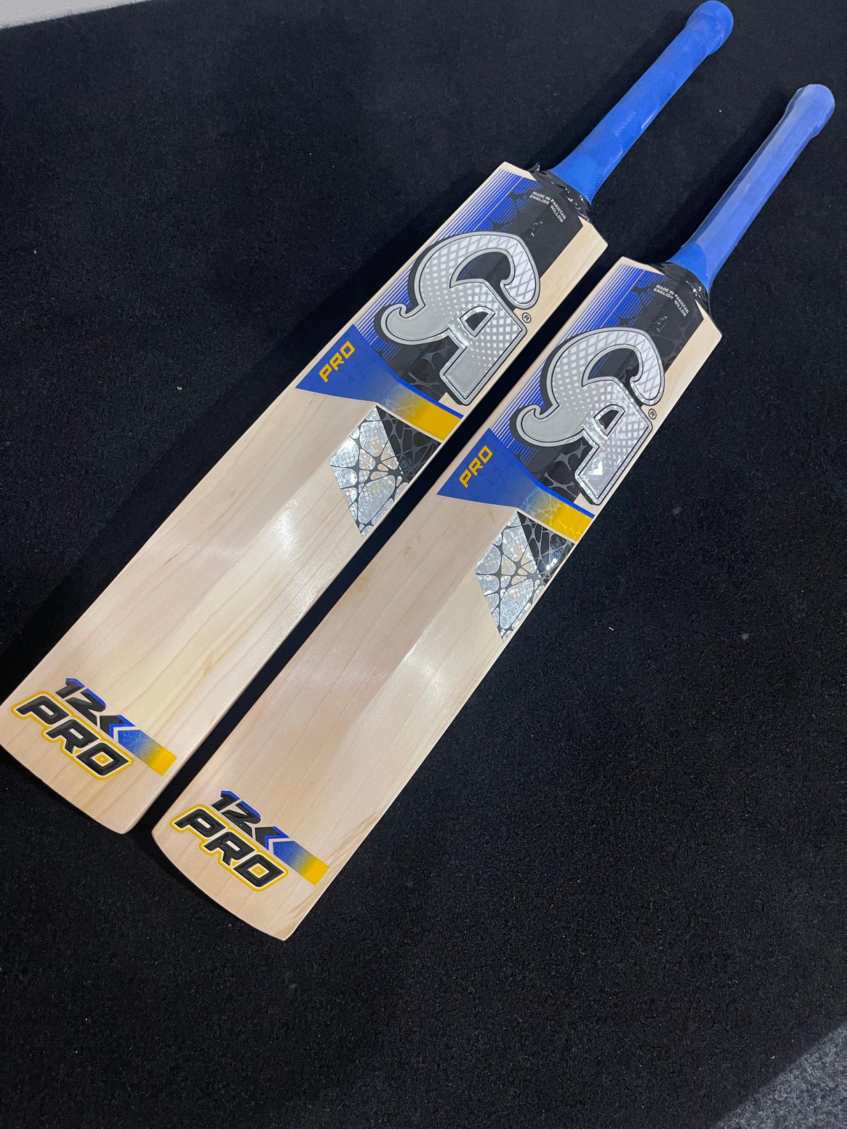CA PRO 12k English Willow Bat | 1180g 6 Grains & 1190g 7 Grains - 2.7 lb