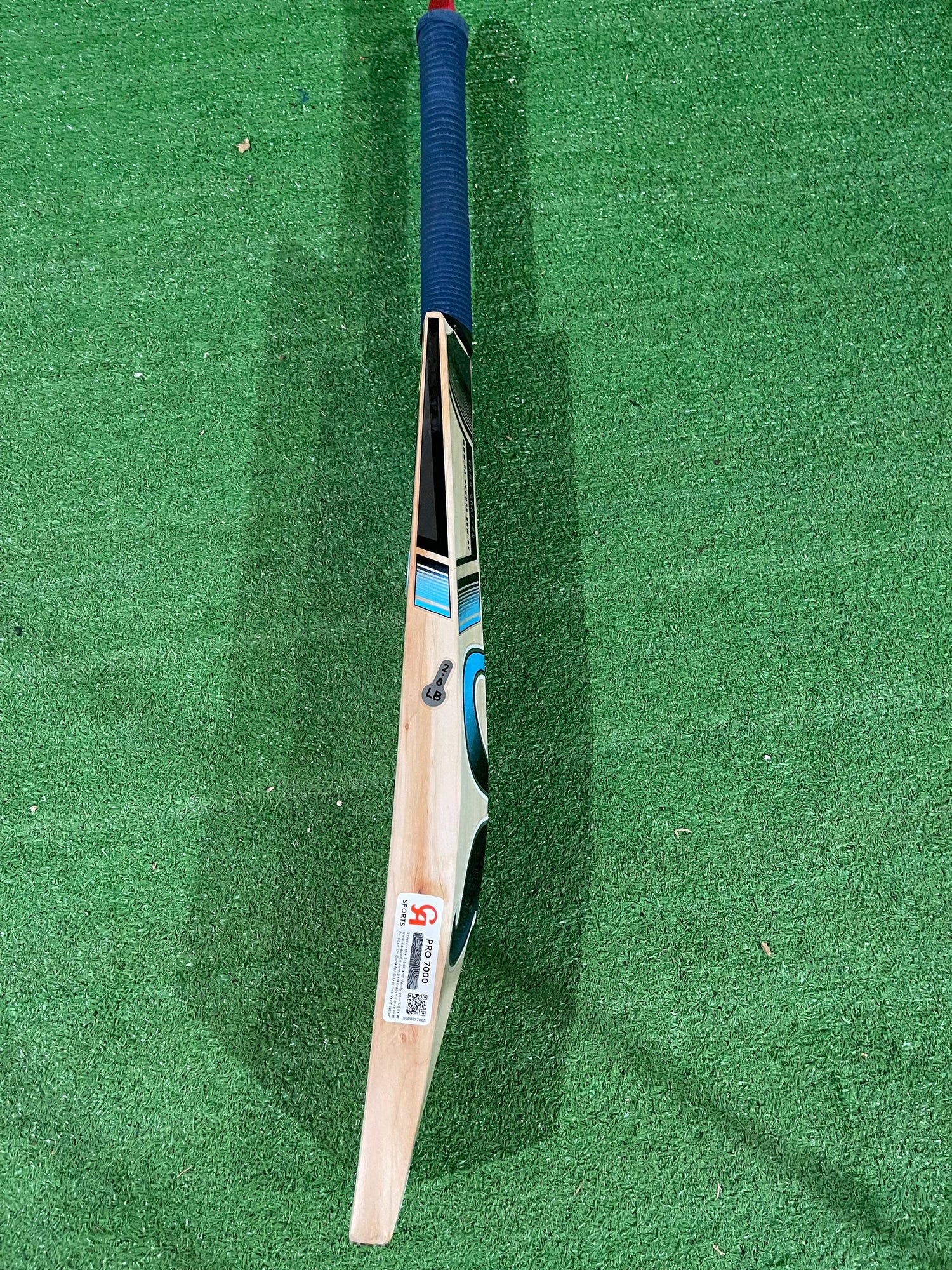 CA PRO 7000 English Willow Cricket Bat-8 Grains-1215g