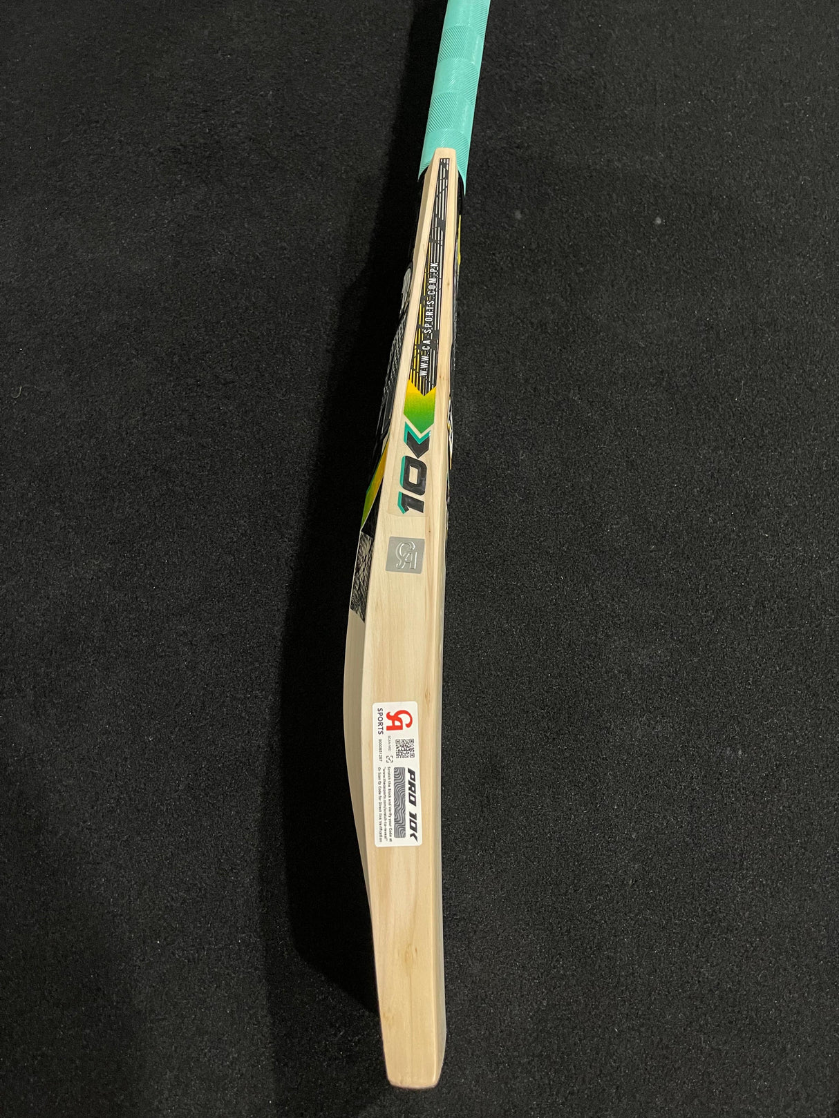 CA Pro 10k English Willow Cricket Bat - 8 Grains-1200g - 2.7 lb