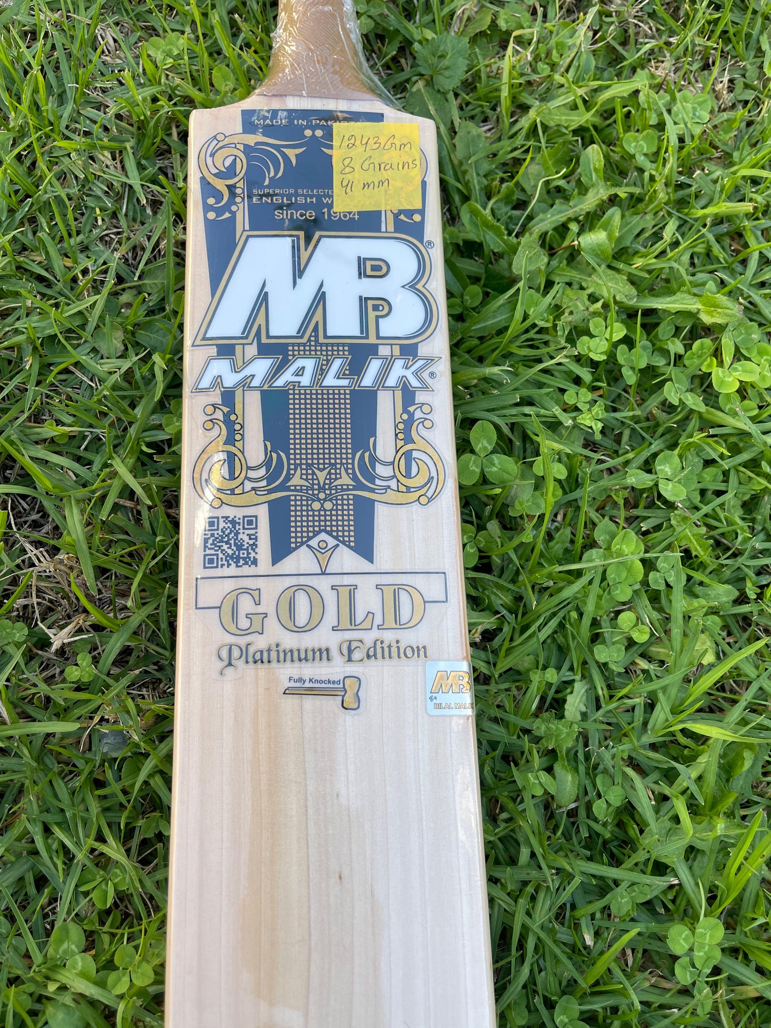 MB MALIK GOLD PLATINUM ENGLISH WILLOW CRICKET BAT-8 GRAINS-1243g