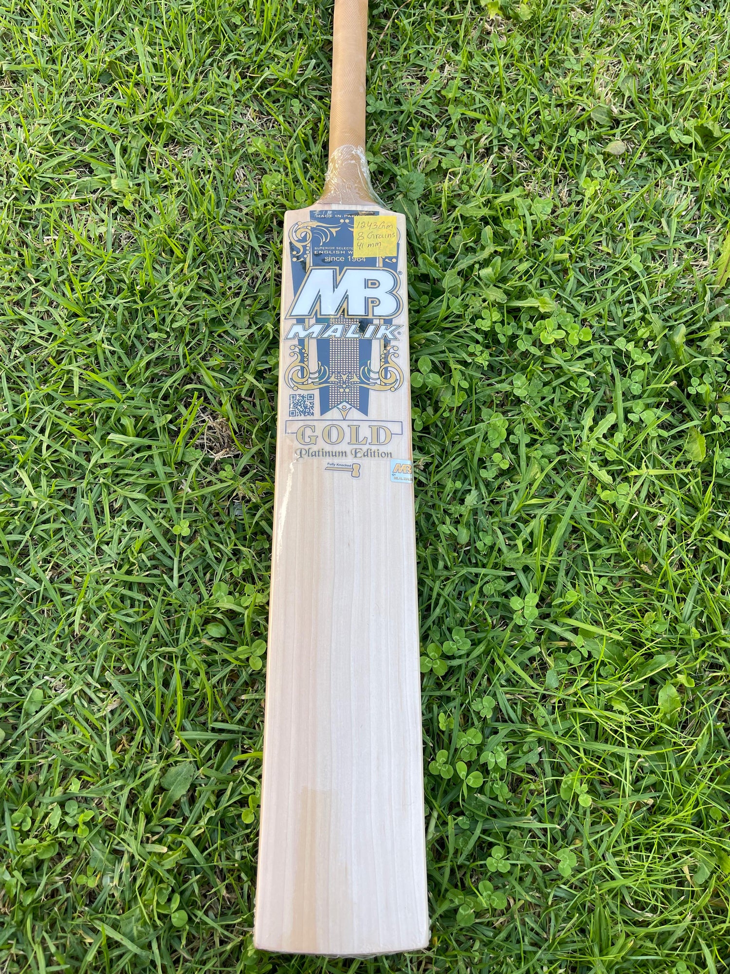 MB MALIK GOLD PLATINUM ENGLISH WILLOW CRICKET BAT-8 GRAINS-1243g