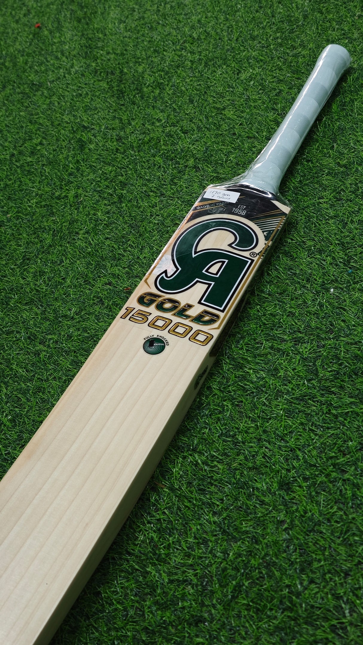CA Gold 15000 Grade 1 English Willow Bat 1170g - 7 Grains