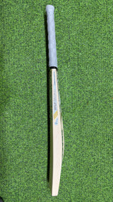 CA GOLD DRAGON English Willow Cricket Bat - 8 Grains-1209g