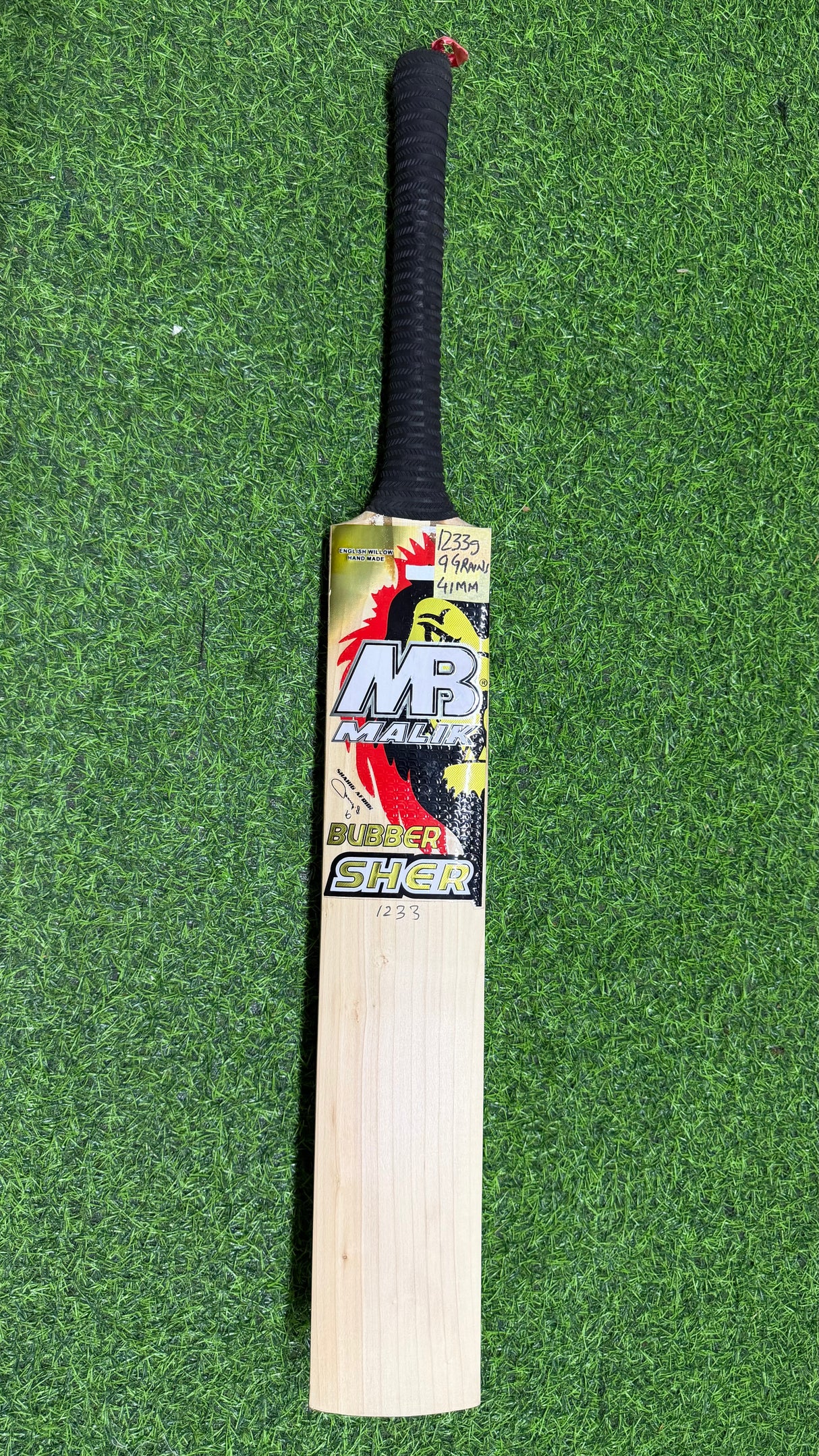 MB MALIK BUBBER SHER ENGLISH WILLOW CRICKET BAT-9 GRAINS-1233g
