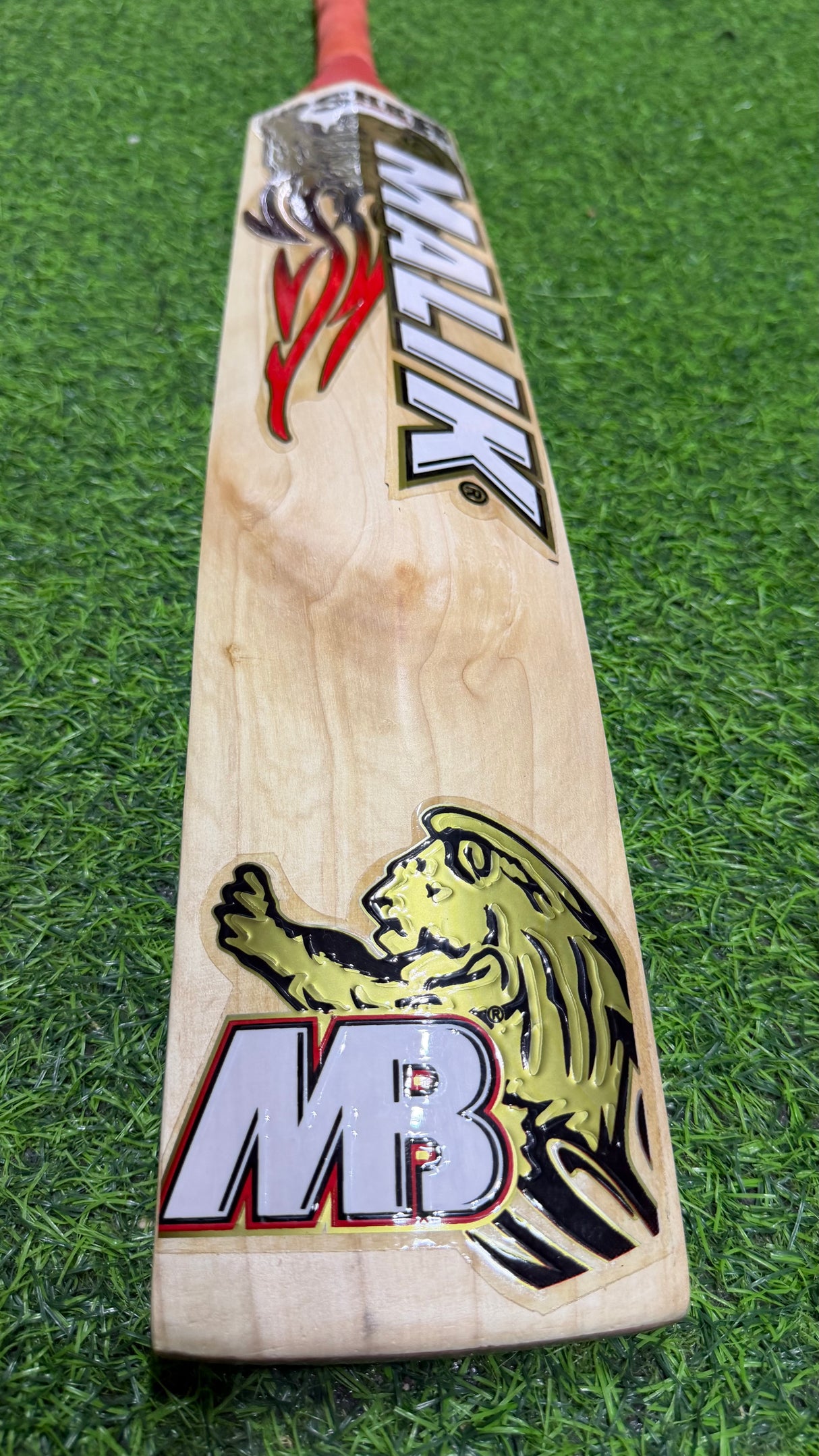 MB MALIK SHER AMIN English Willow Cricket bat-6 Grains-1234g