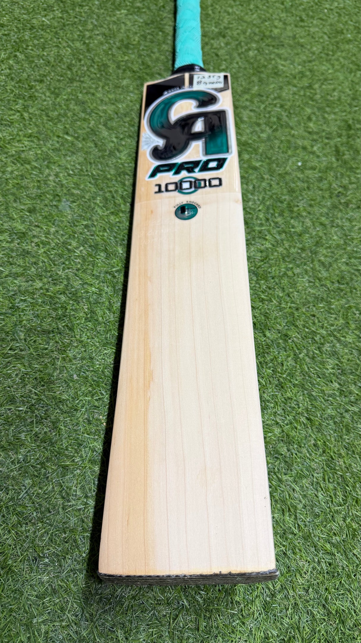 CA PRO 10000 English Willow Cricket Bat-SH-8 Grains-1235g - 2.8 lb