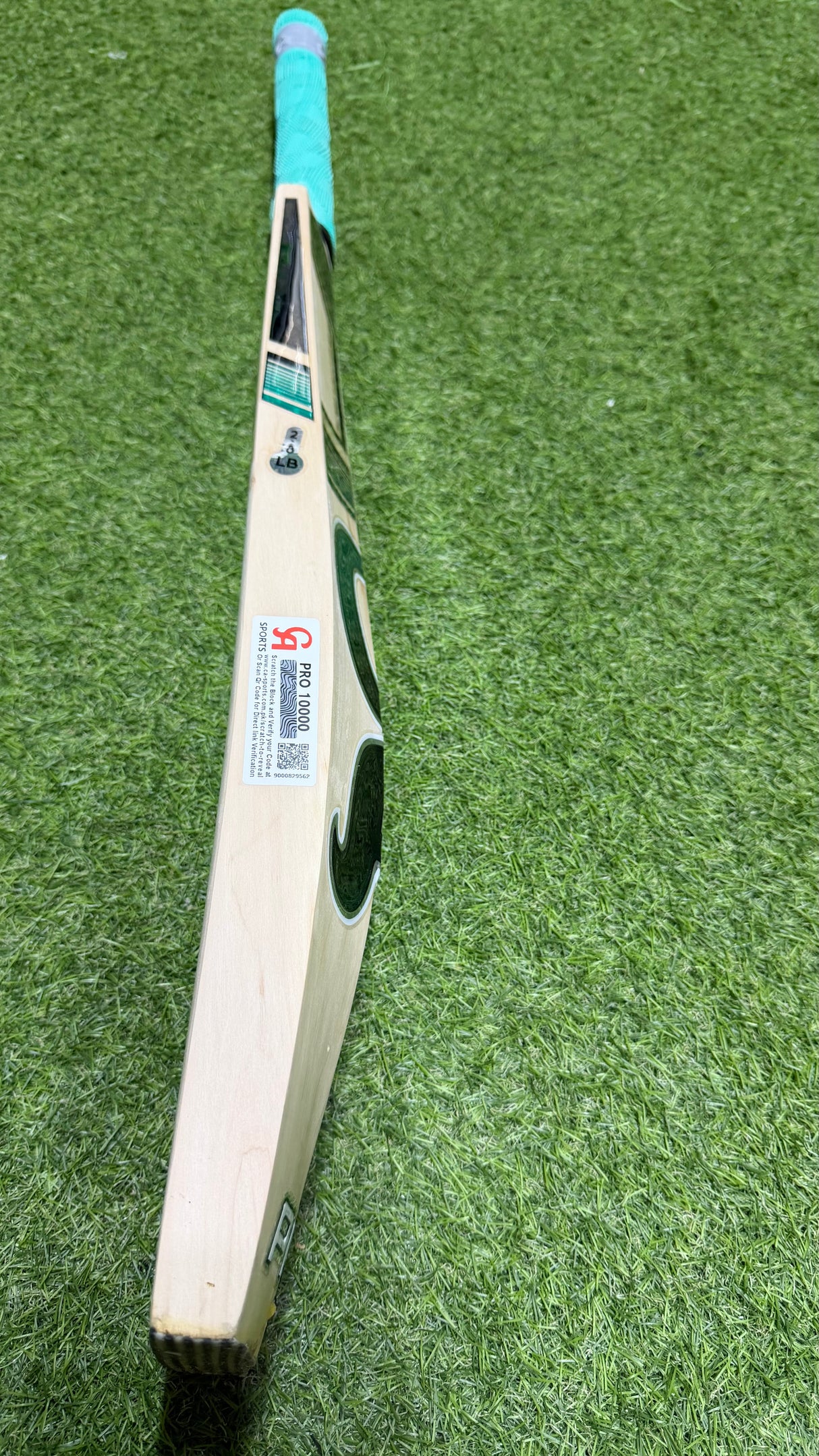 CA PRO 10000 English Willow Cricket Bat-SH-8 Grains-1235g - 2.8 lb