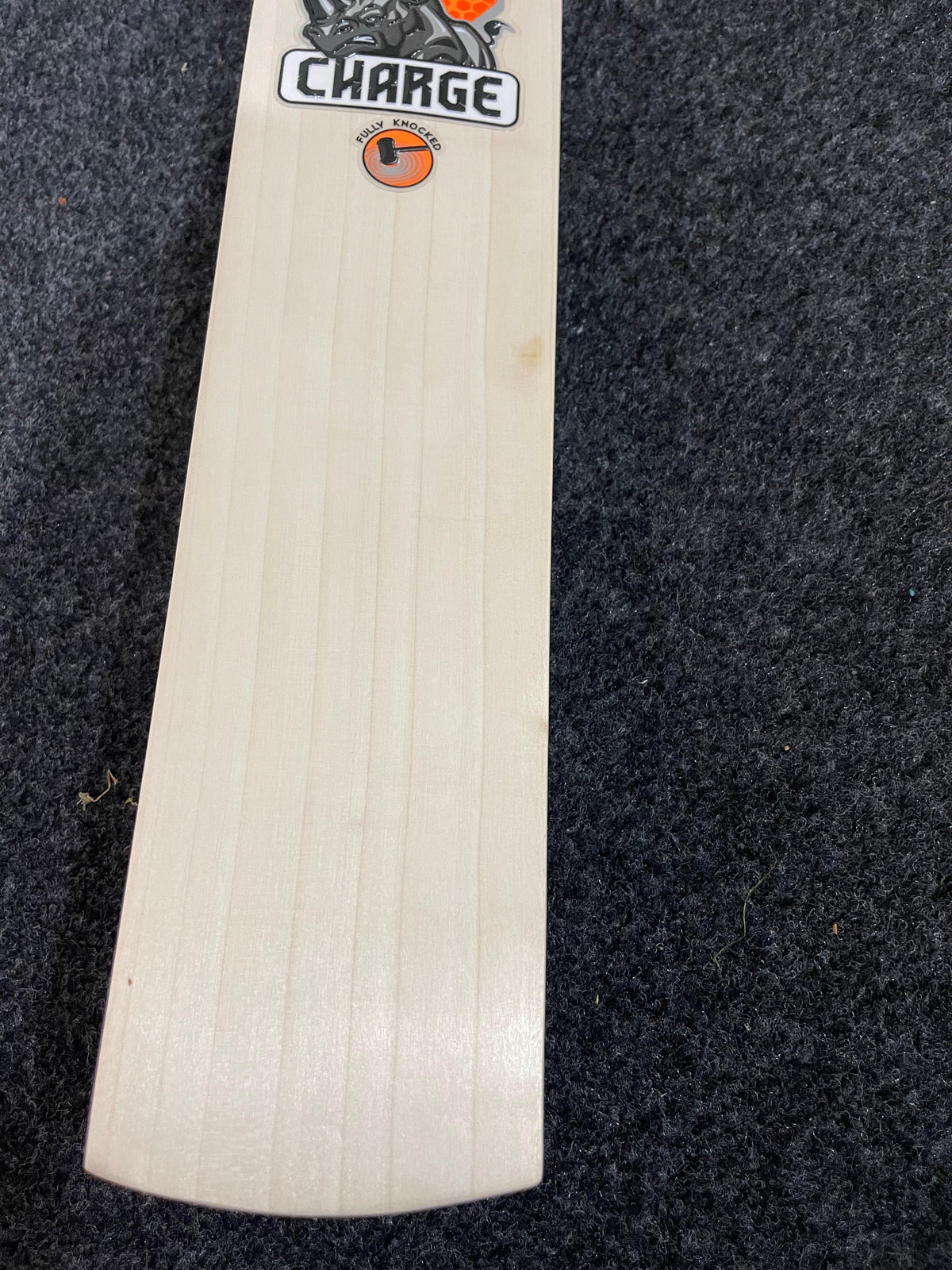 CA CHARGE English Willow Cricket Bat -1170g - 2.7 lb