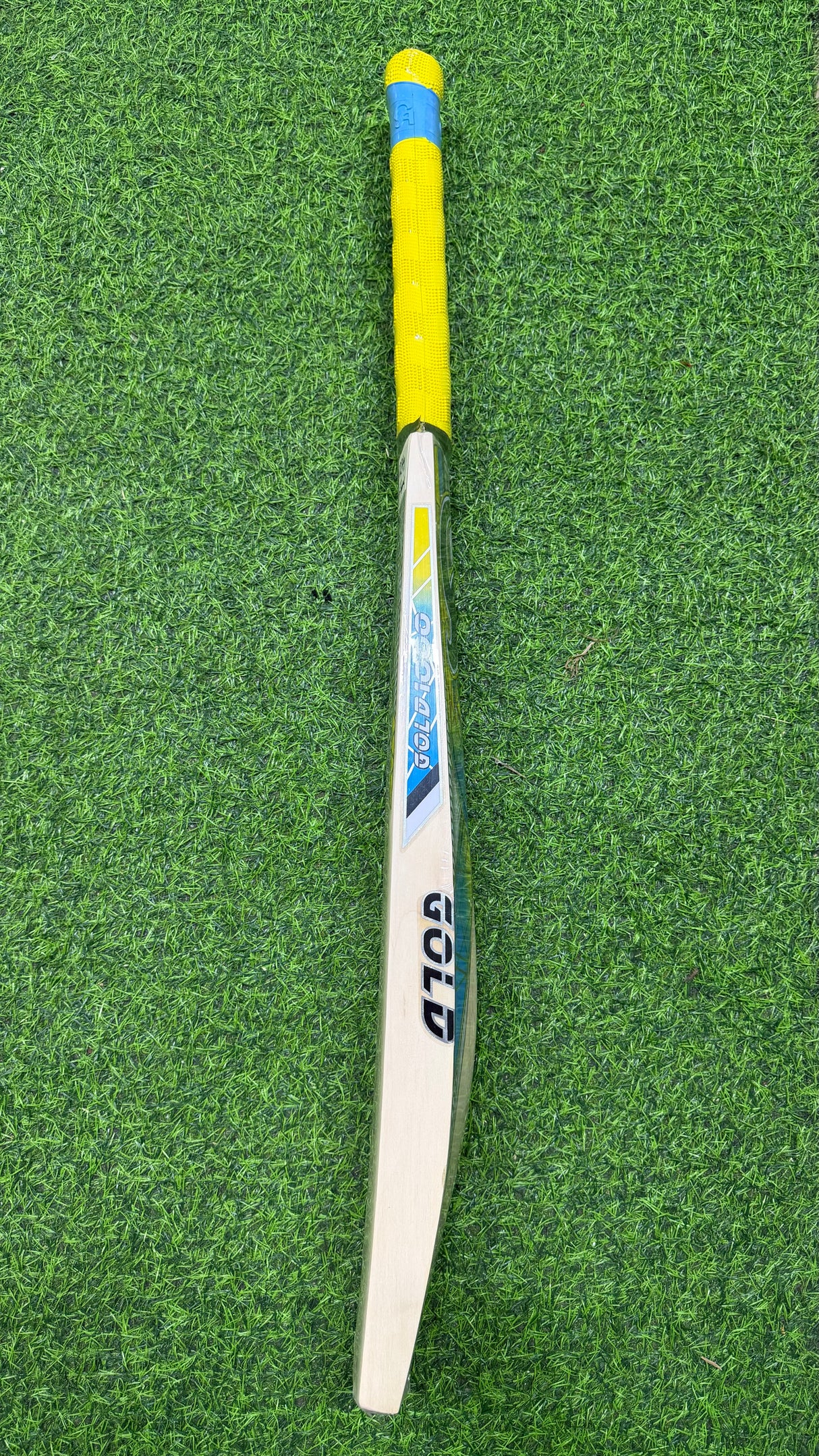 CA GOLD 1000 English Willow Cricket Bat - 1234g - 5 Grains
