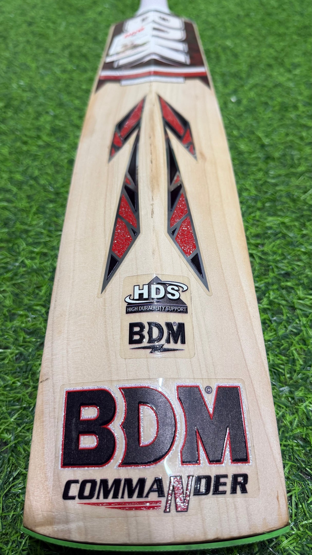 BDM Commander - Kashmir Willow Cricket Bat - 1190g