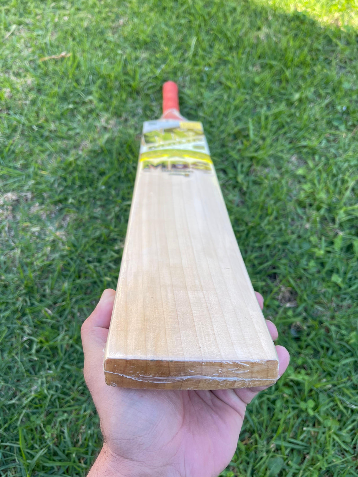 MALIK MBS PRO EDITION ENGLISH WILLOW CRICKET BAT-9 GRAINS-1246g