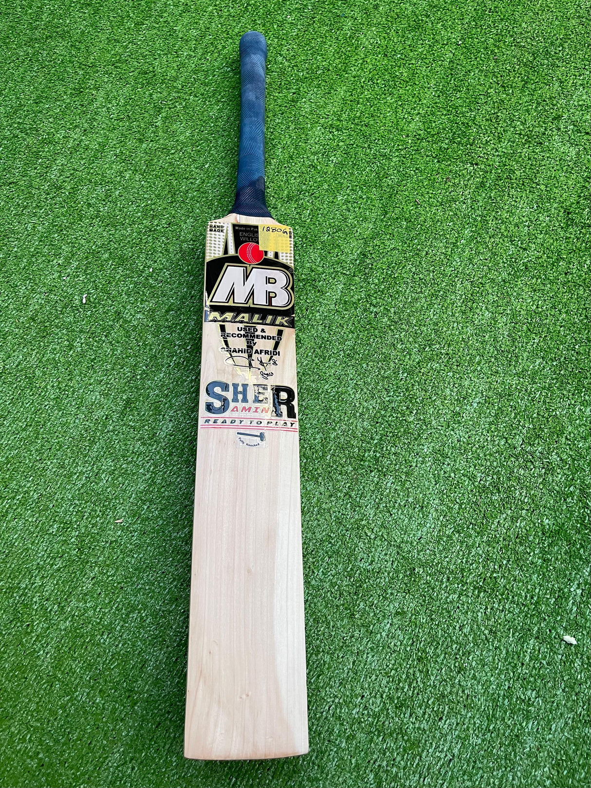 MB MALIK SHER AMIN English Willow Cricket bat--1280g