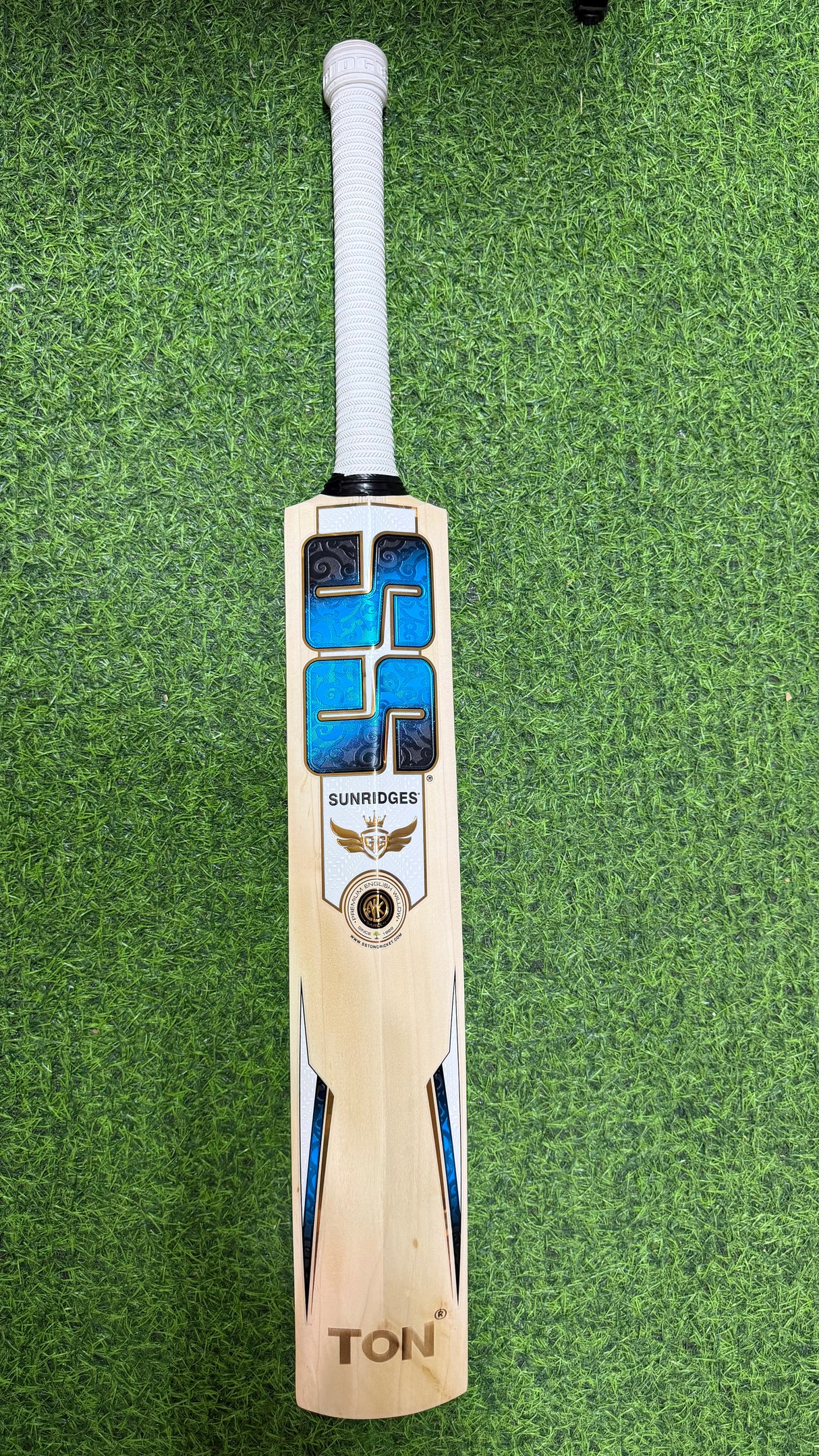 SS SMACKER BLASTER Premium English willow Cricket Bat - 1165g