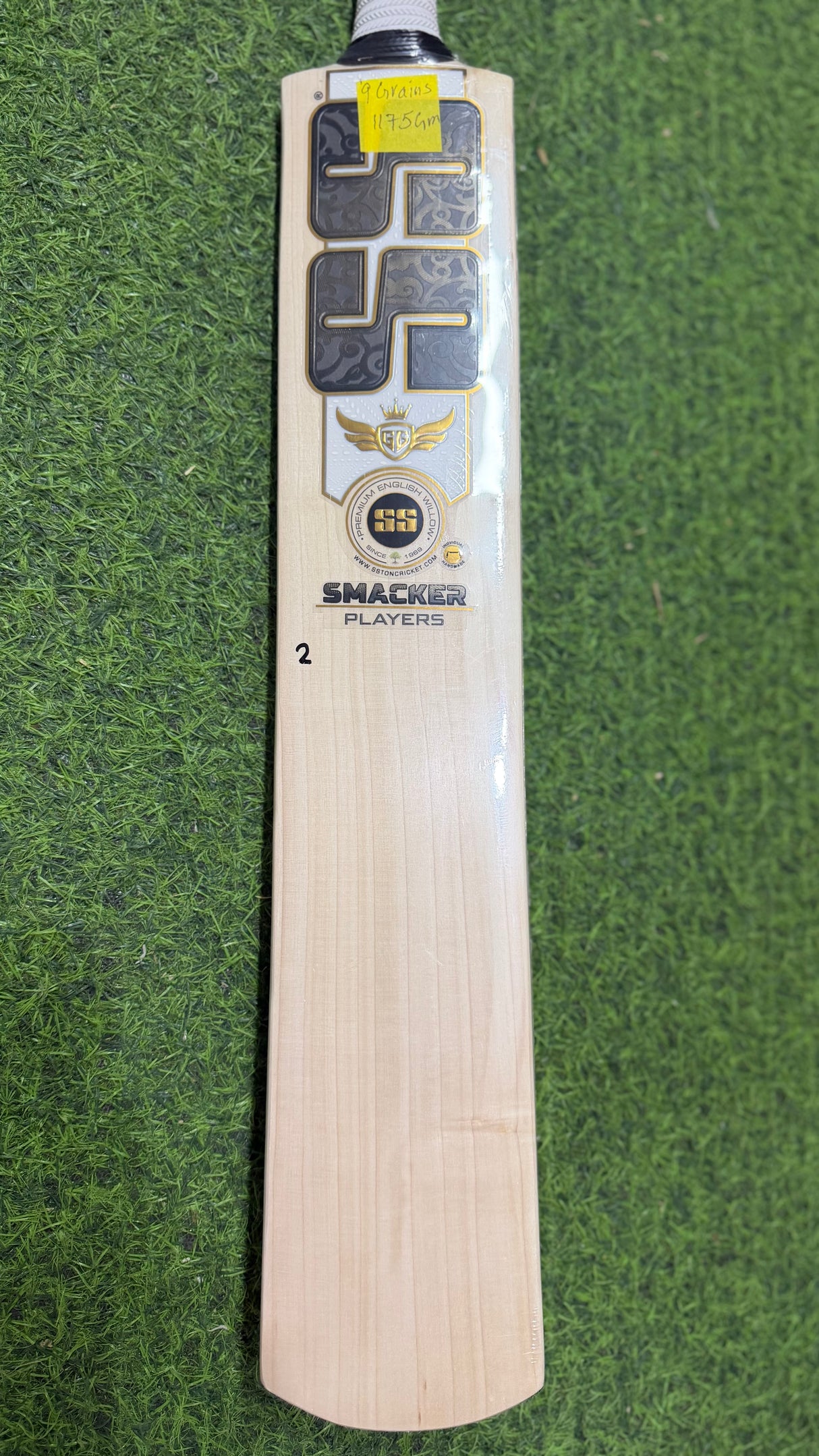 SS Smacker Players English willow Cricket Bat - 9 Grains - 1175g