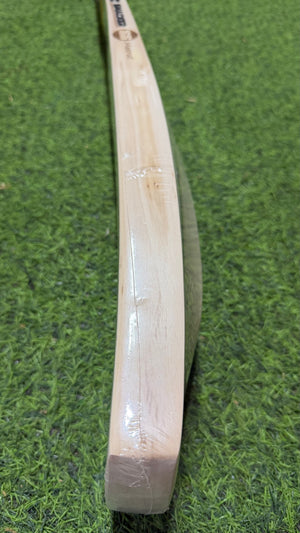 SS Smacker Players English willow Cricket Bat - 9 Grains - 1175g