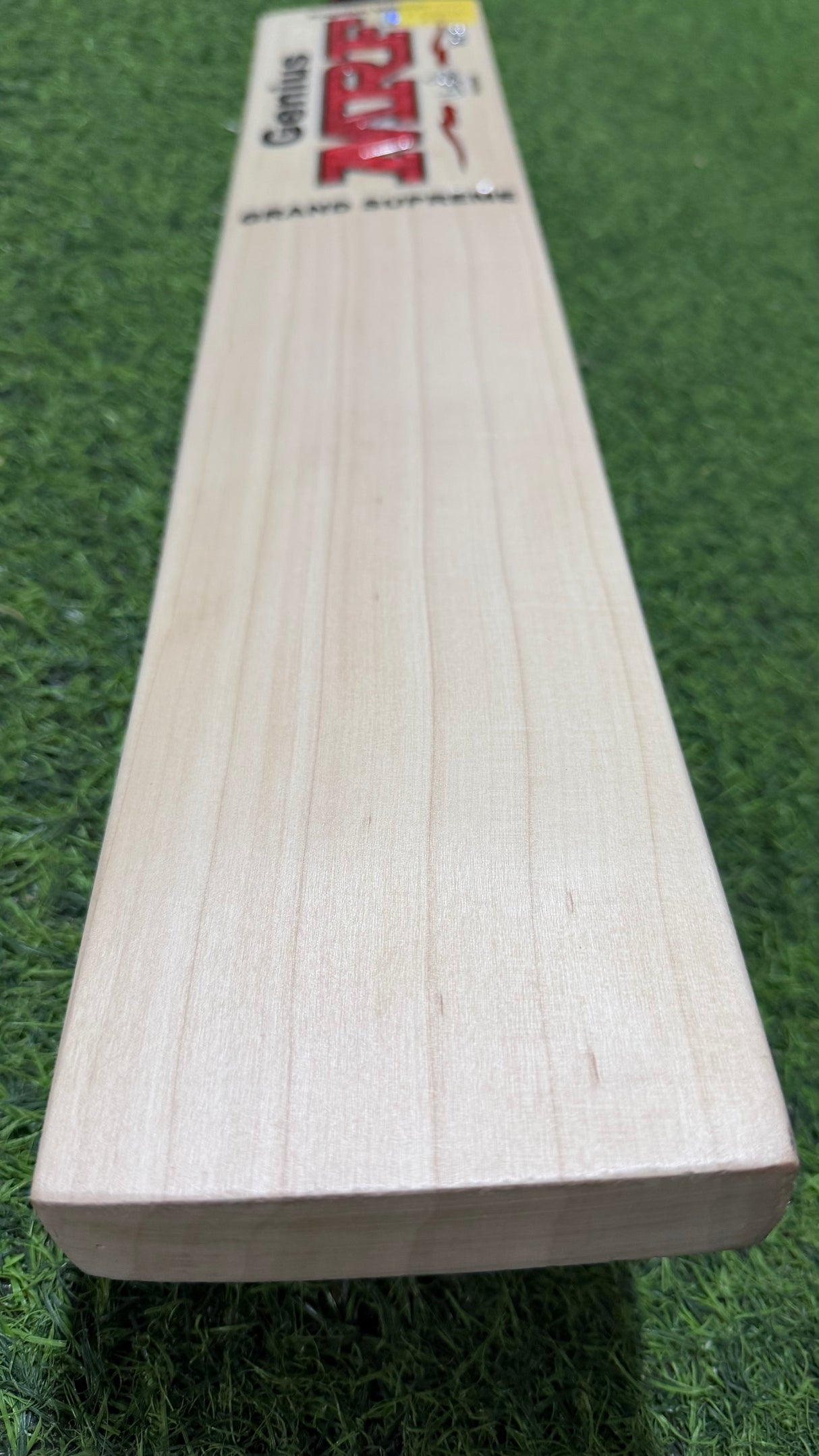 MRF Genius Grand Supreme Edition-Grade-1 English Willow Cricket Bat - 6 Grains / 1170g