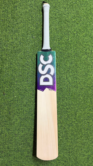 DSC RS 060 -Grade 1 English willow Cricket Bat - 9 Grains - 1195g