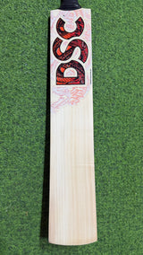 DSC Thumpa 3000 Edition English willow Cricket Bat - 12 Grains - 1250g