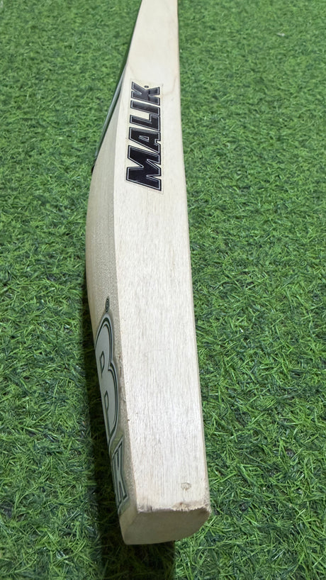 MB MALIK Performance English Willow Cricket bat-1231g-6 Grains
