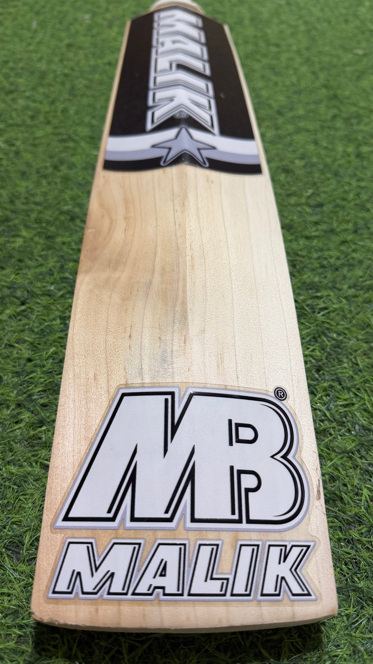 MB MALIK Performance English Willow Cricket bat-1231g-6 Grains