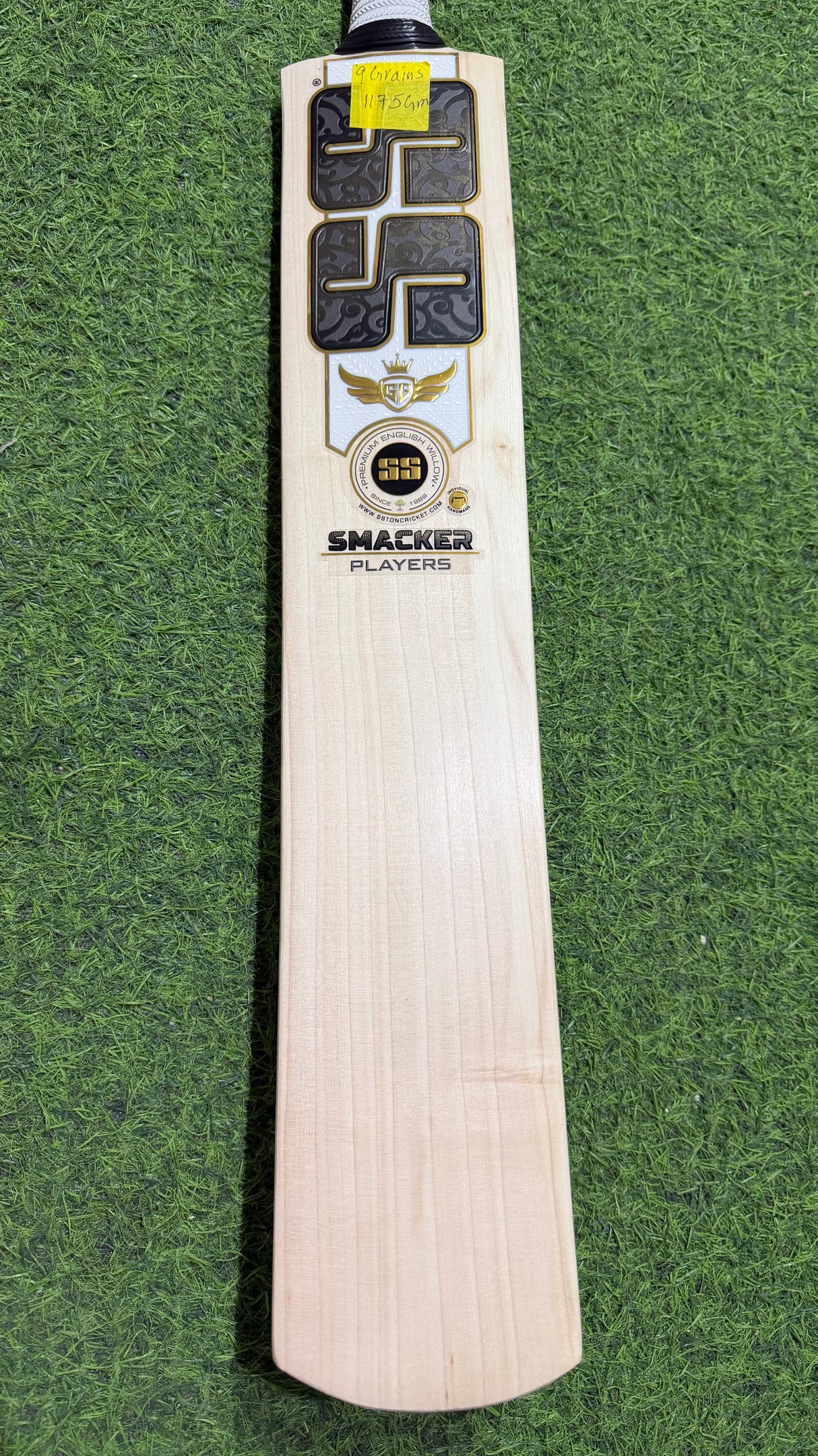 SS Smacker Players English willow Cricket Bat - 9 Grains - 1175g